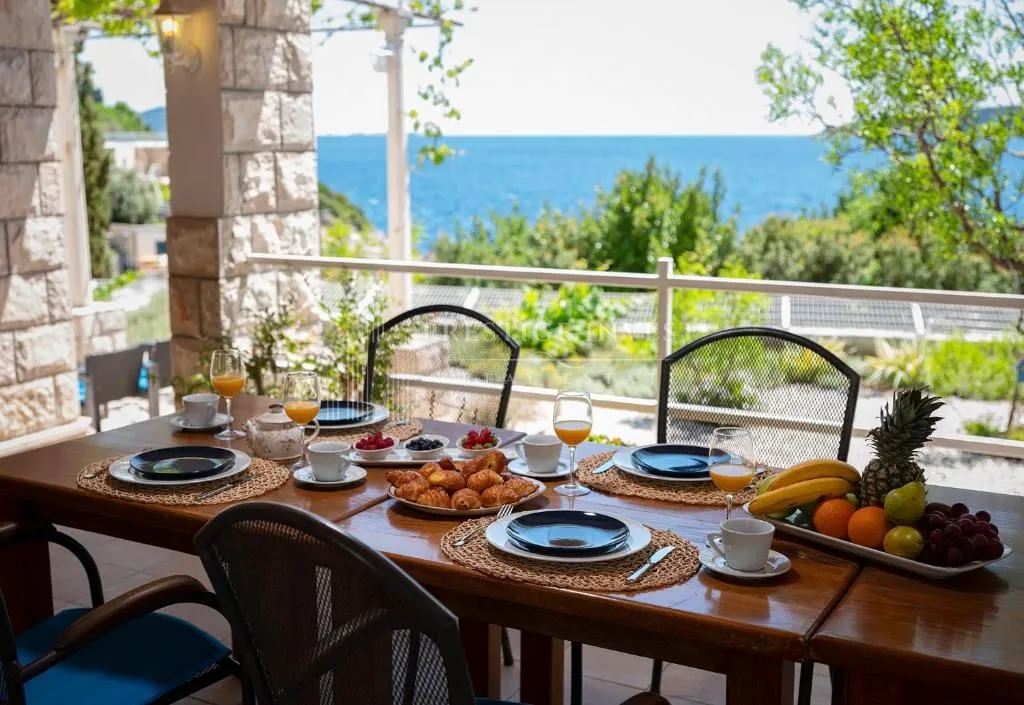 dubrovnik- prvi red uz more- jedinstvena prilika - slika 101