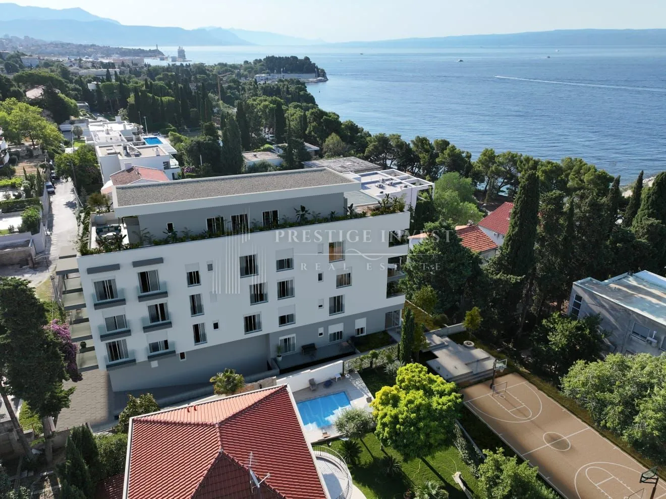 Luksuzan penthouse u centru Splita POGLED NA MORE, blizina mora