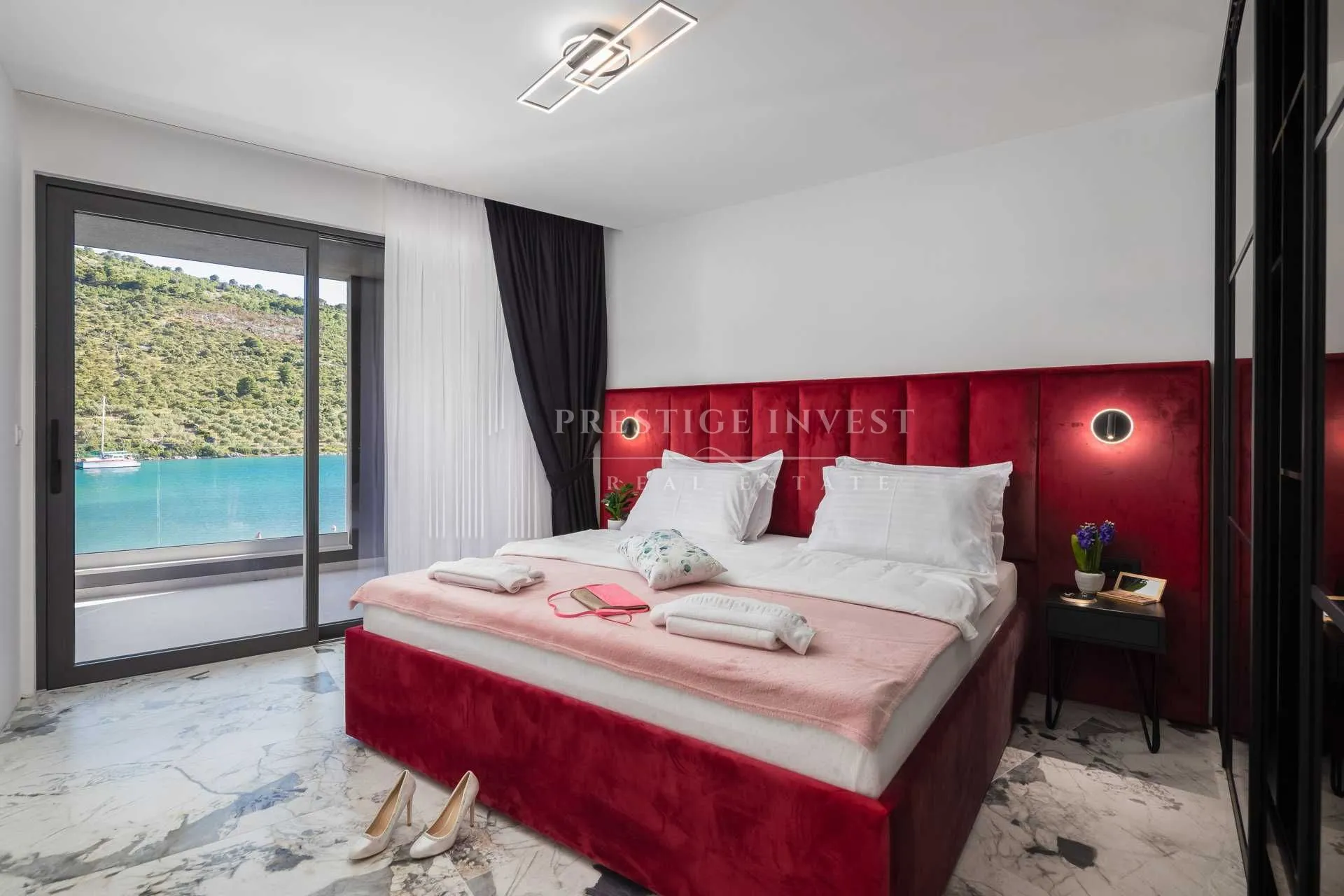 rogoznica- prvi red uz more- luksuzna vila s bazenom - slika 53