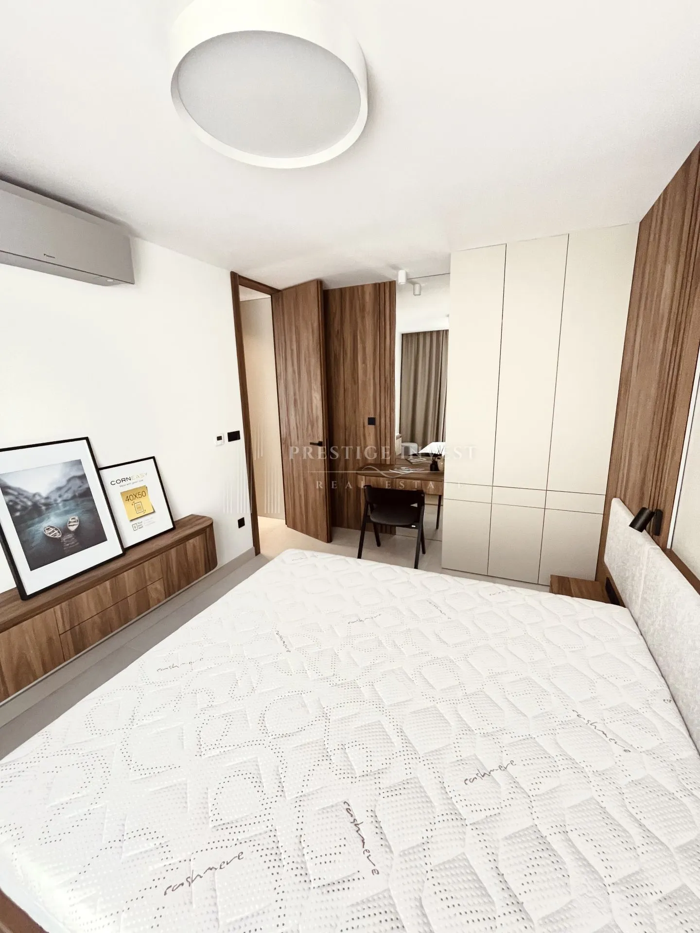 rogoznica- centar- luksuzan namješten penthouse - slika 43