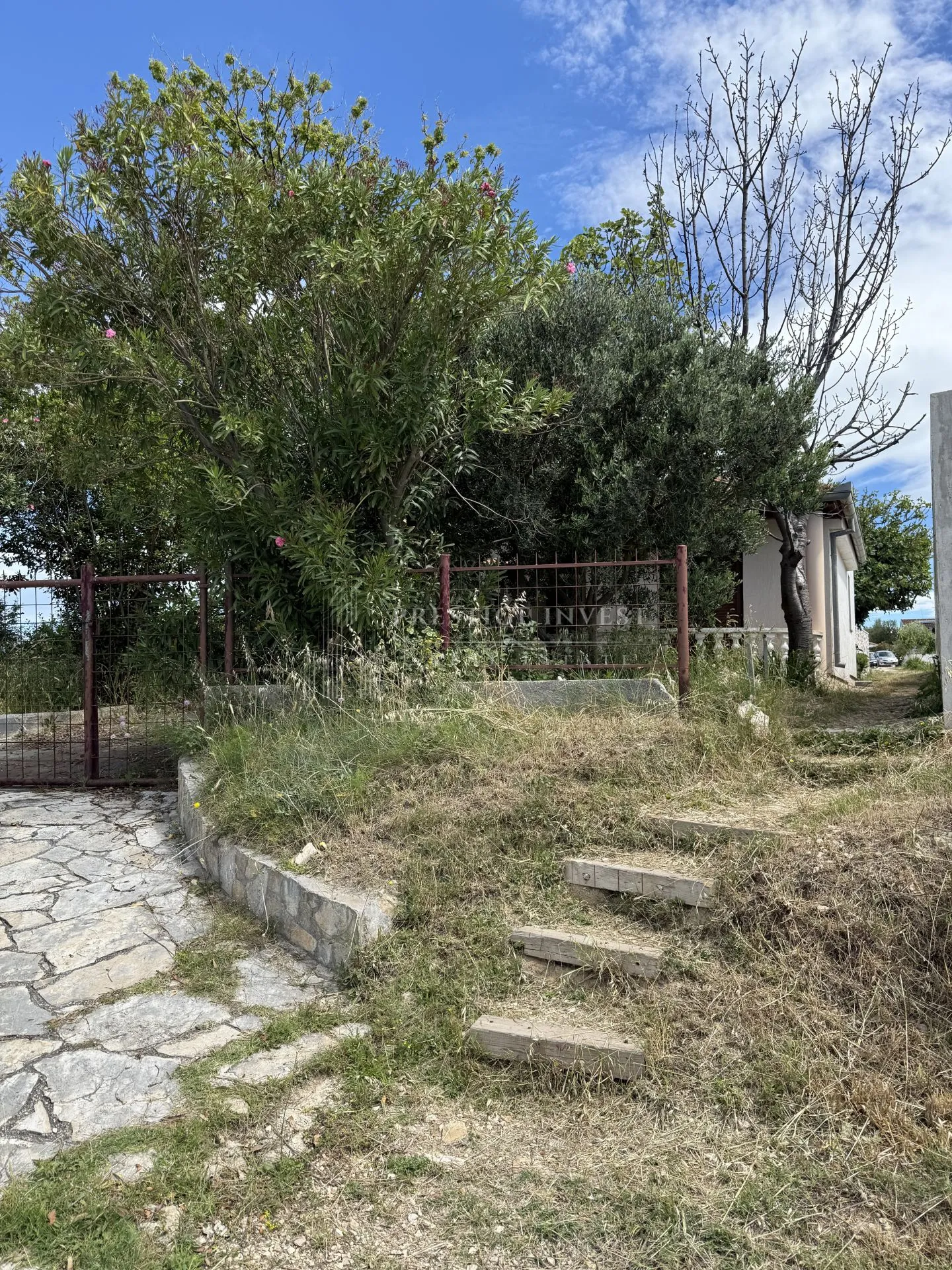 prilika- prvi red uz more- kuća 480m2 - slika 4