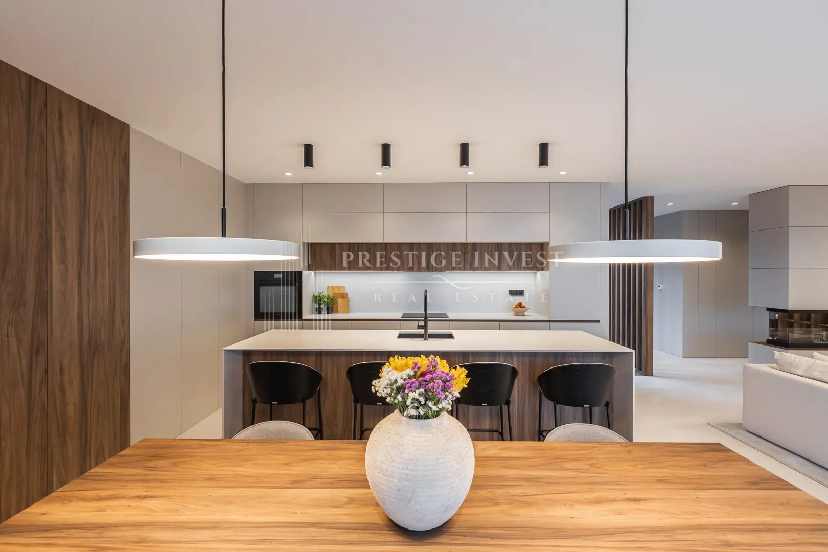 rogoznica- centar- luksuzan namješten penthouse - slika 60