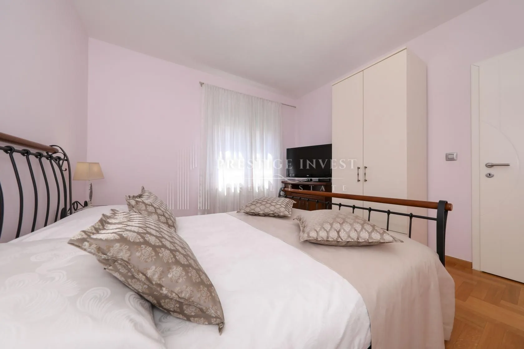 zadar okolica- kuća s bazenom- blizina mora - slika 28