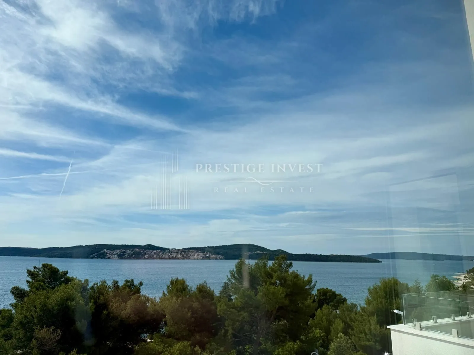 dvosoban stan - pogled na more - seget donji - slika 9