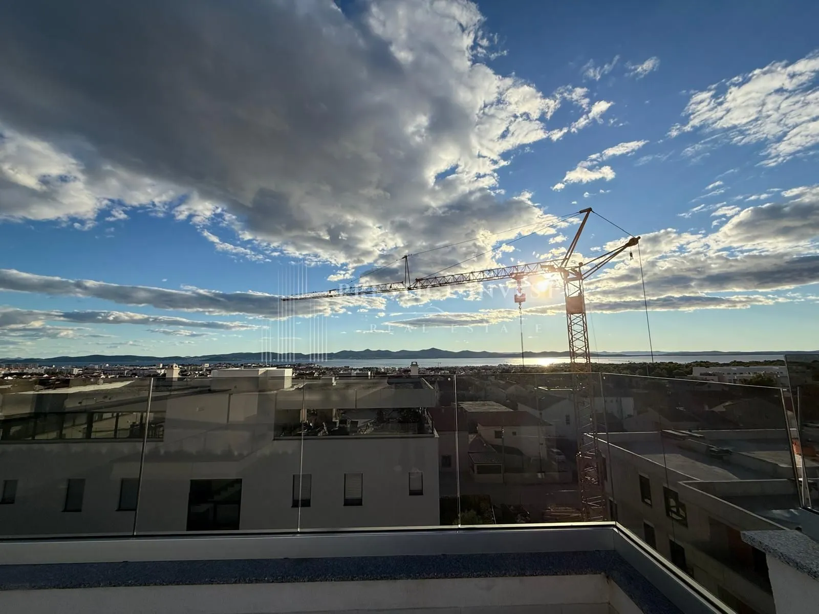 zadar- penthouse s galerijom i krovnom terasom - slika 51