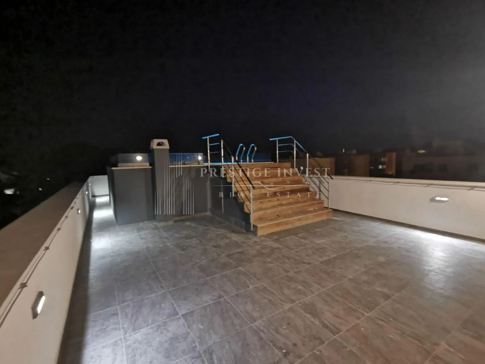 zadar- trosoban stan s krovnom terasom - slika 14