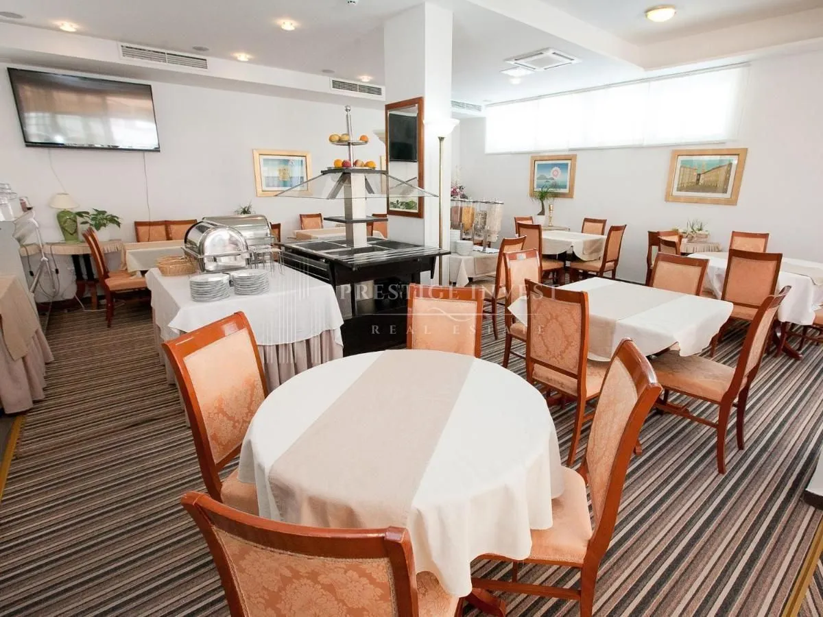 hotel s 30 soba u blizini mora u centru zadra - slika 15