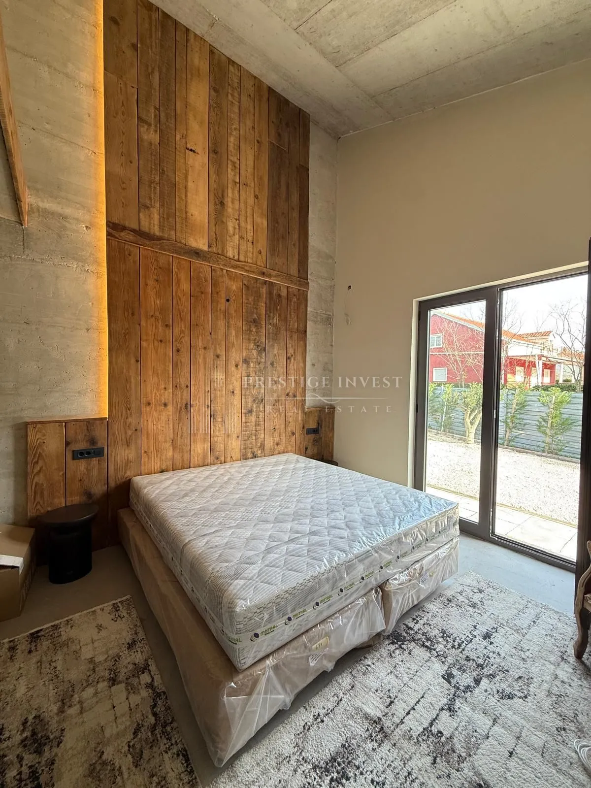 luksuzna prizemnica s 2550m2 okućnice i bazenom - slika 37