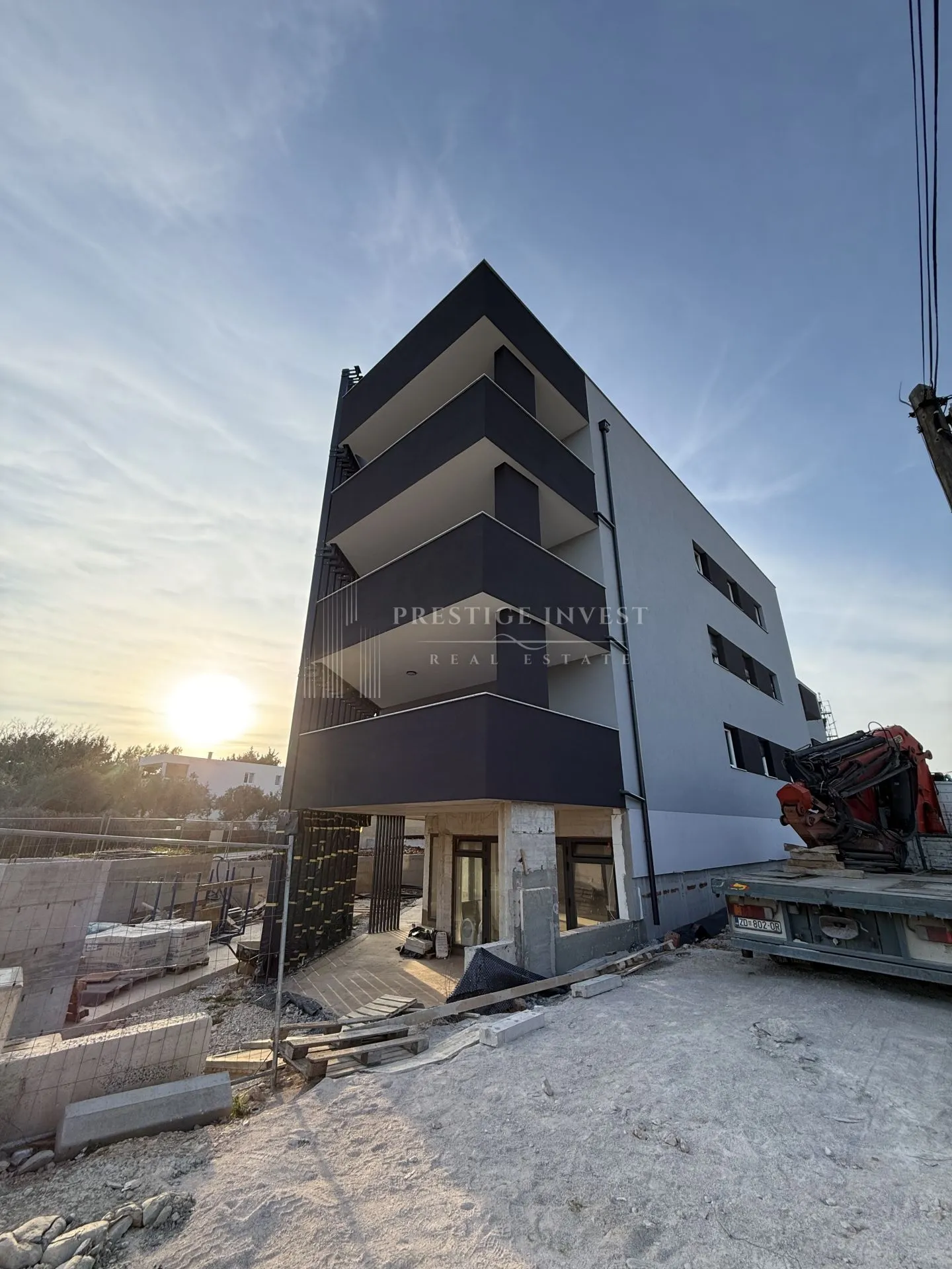 Zgrada C- Penthouse u Sukošanu uz more