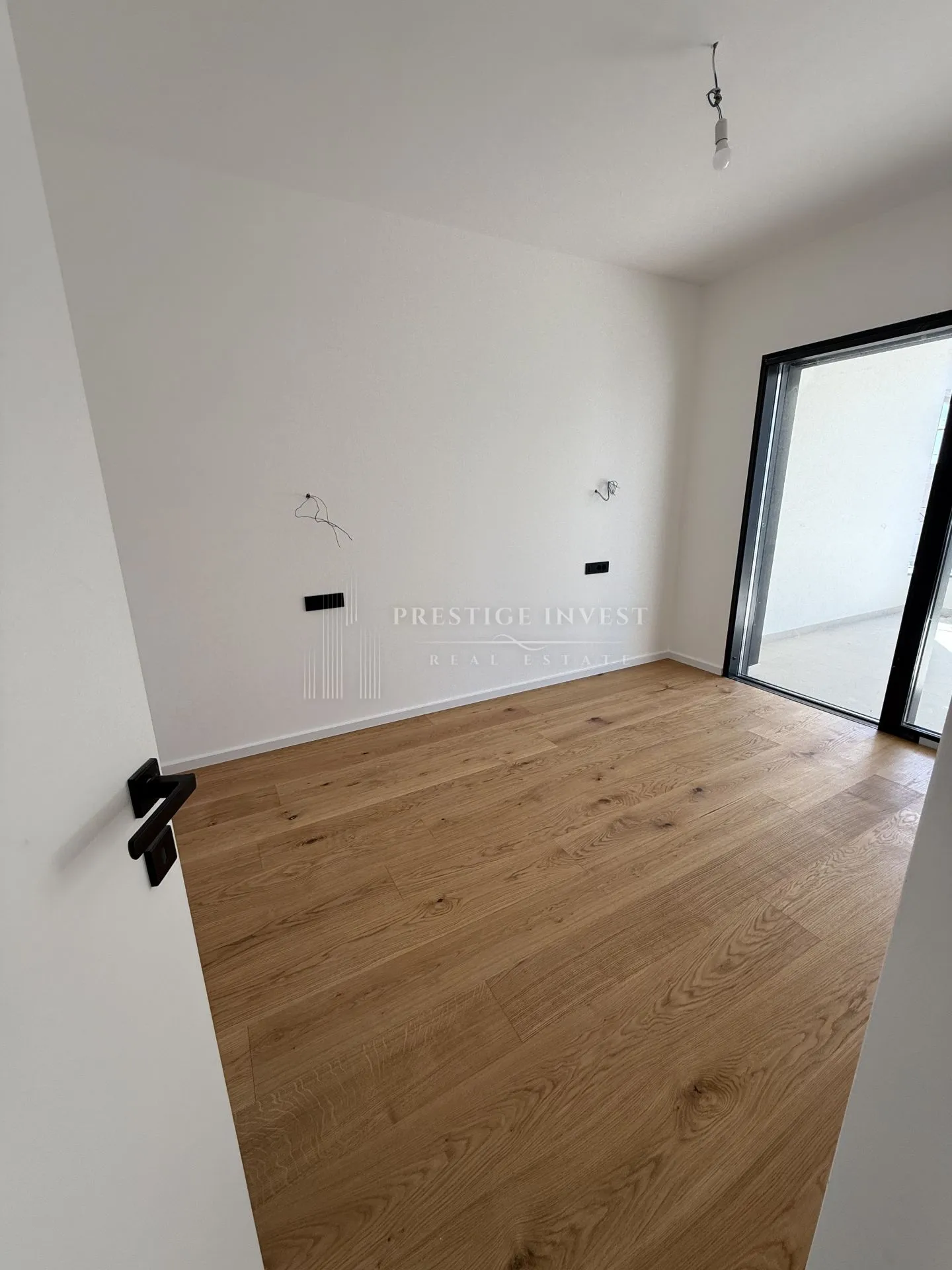 dvosoban stan s2 s vrtom- drugi red uz plažu! - slika 31