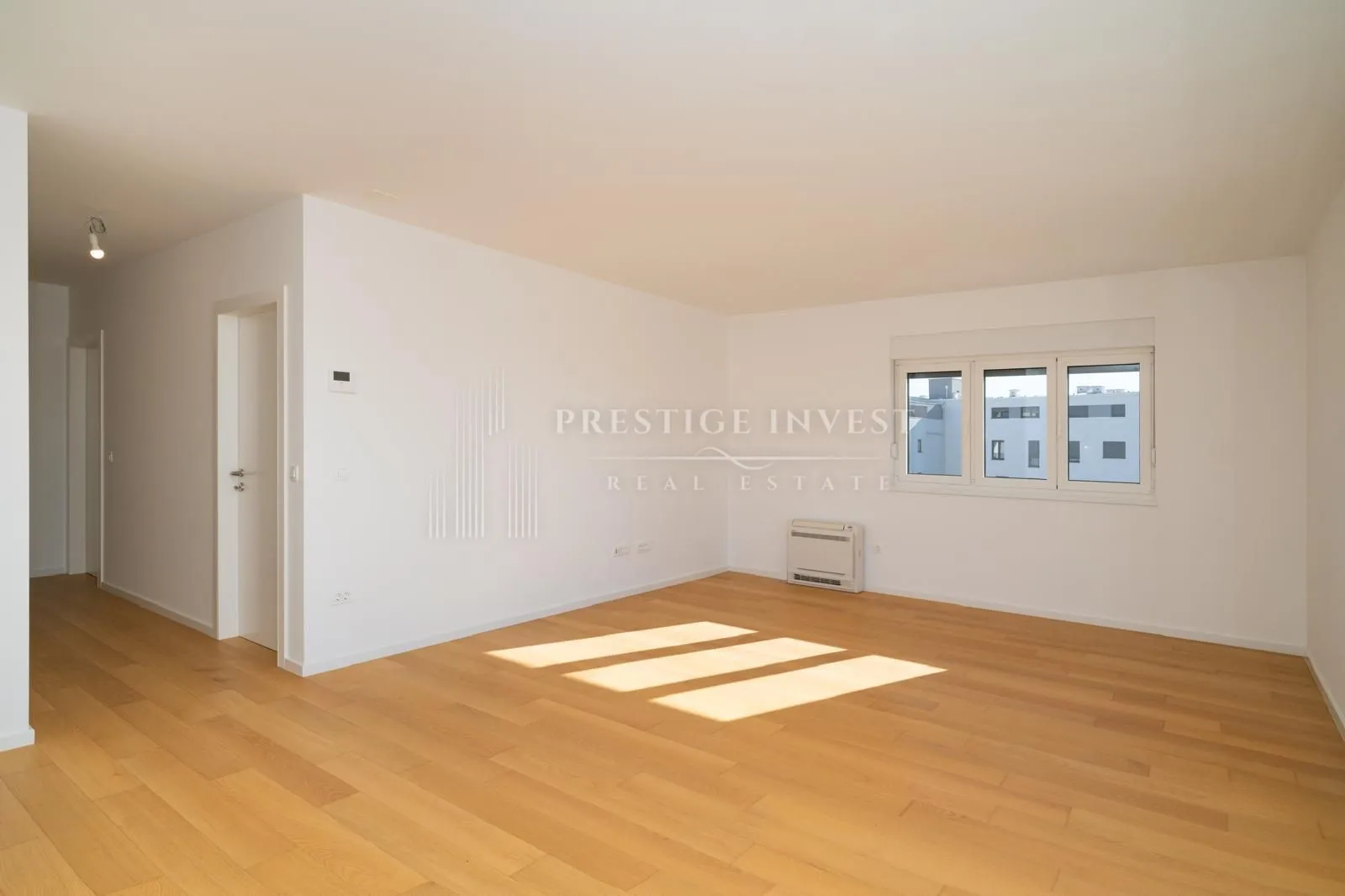 zadar-namješten trosoban penthouse s garažom - slika 29