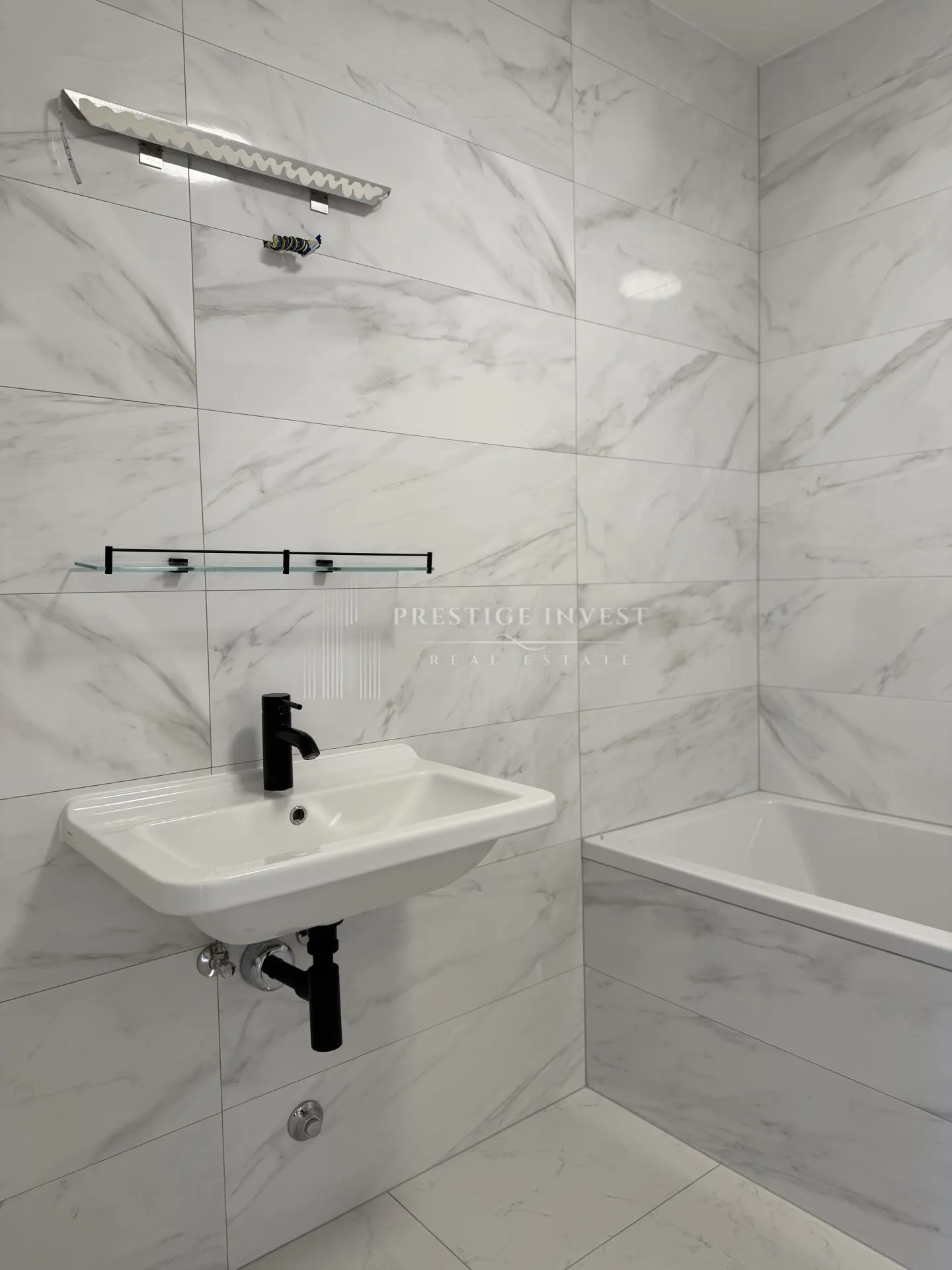 zadar-namješten trosoban penthouse s garažom - slika 27