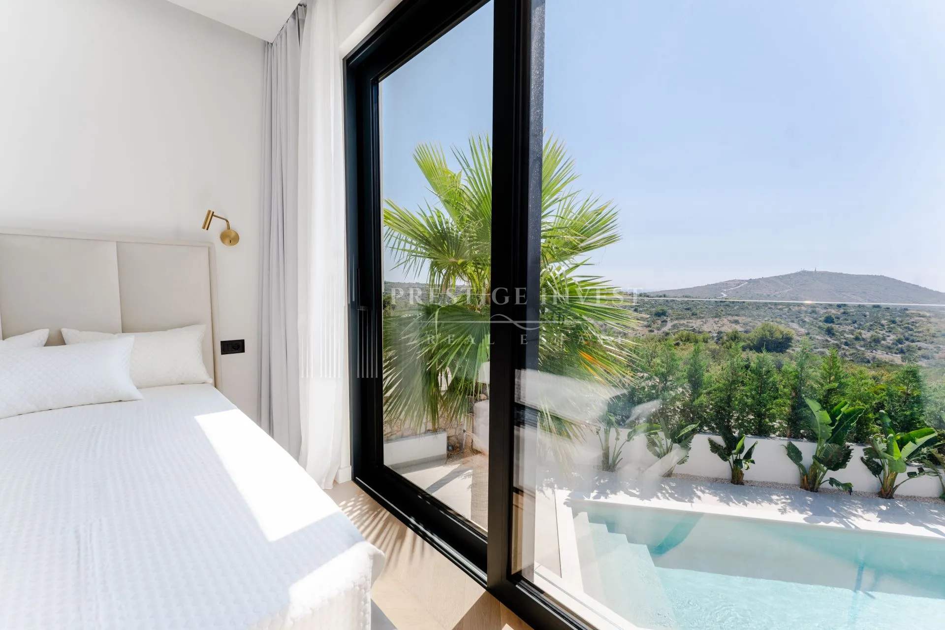 primošten, ekskluzivno dizajnirana vila s panoramskim pogledom - slika 32