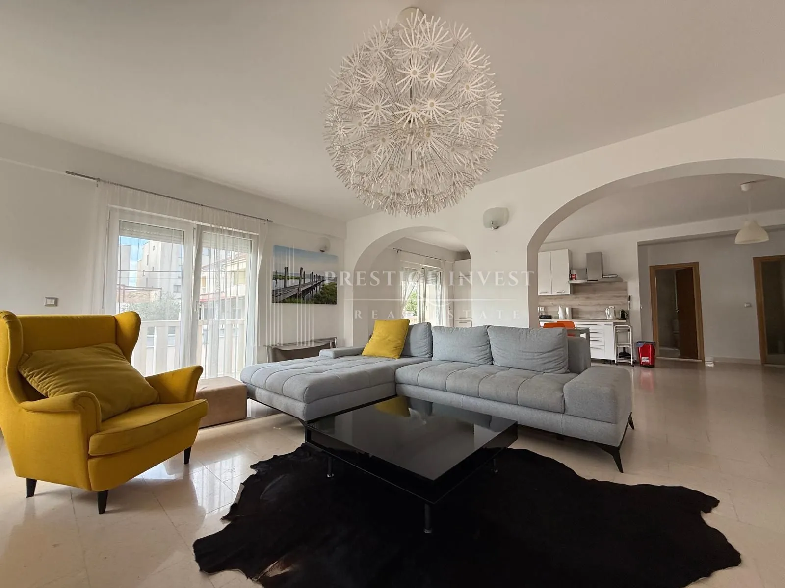 kuća s 3 stana - prvi red uz more - 580m2 - slika 36