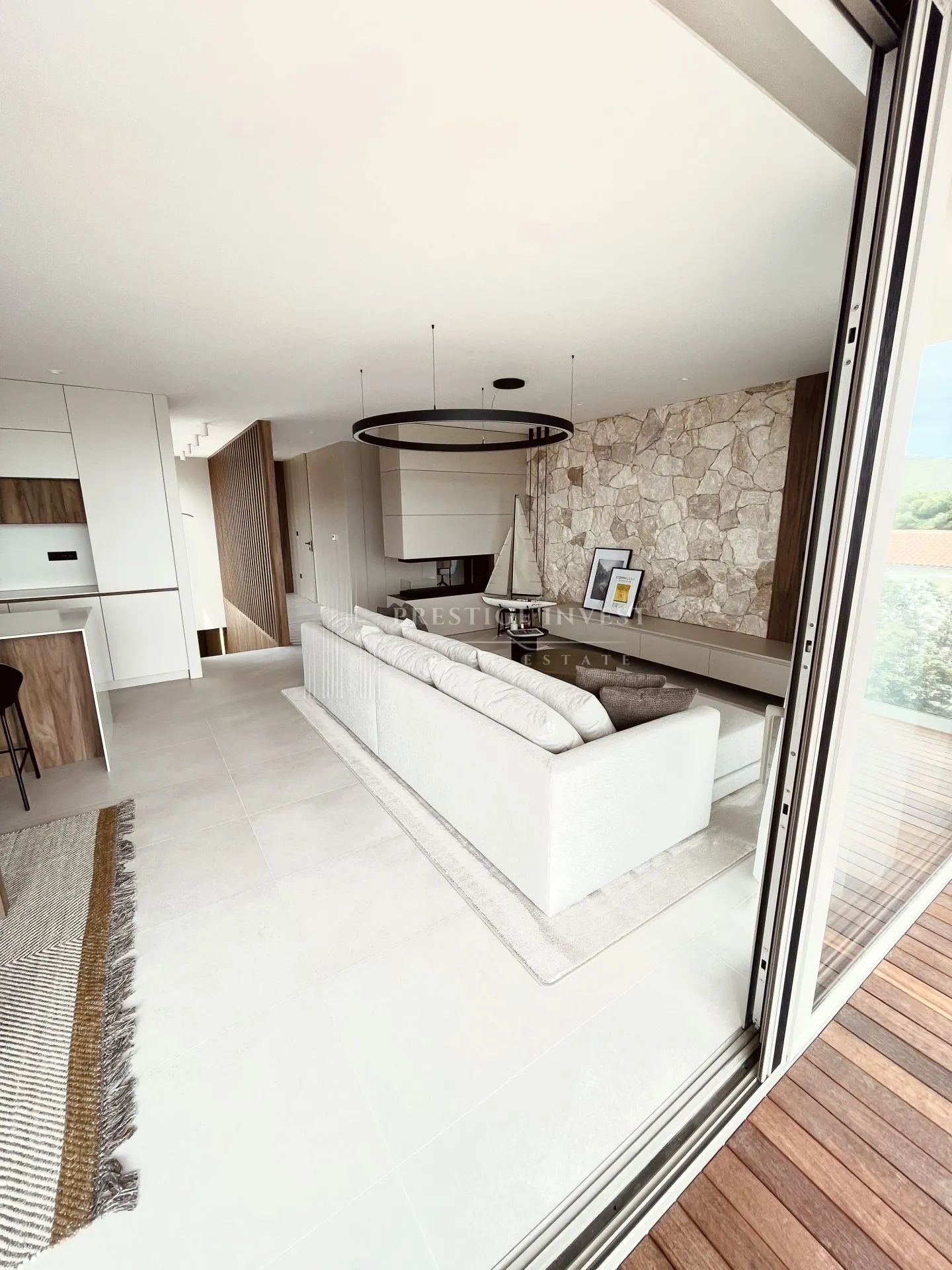 rogoznica- centar- luksuzan namješten penthouse - slika 84