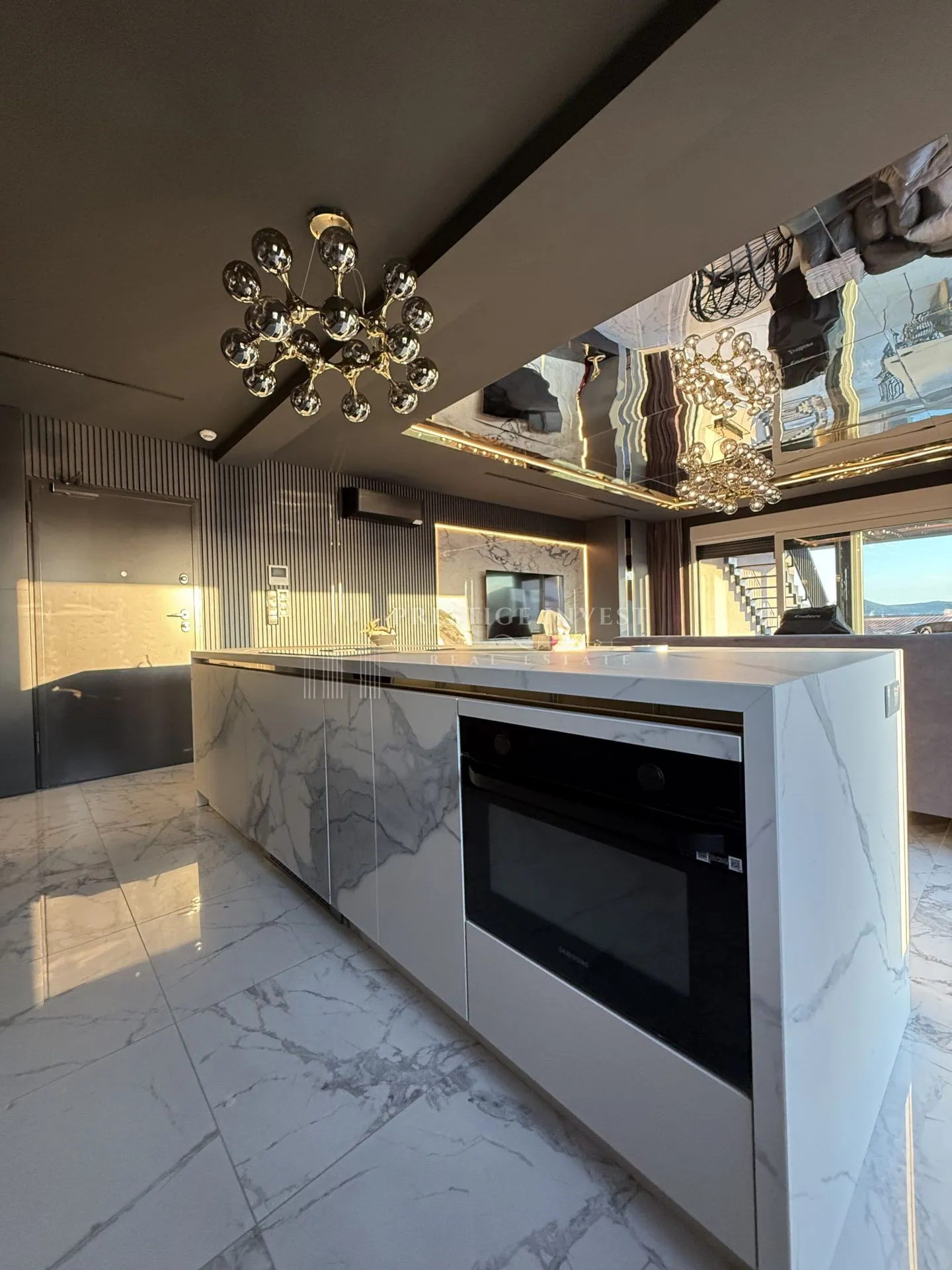 ekskluzivan penthouse- drugi red od plaže - slika 20