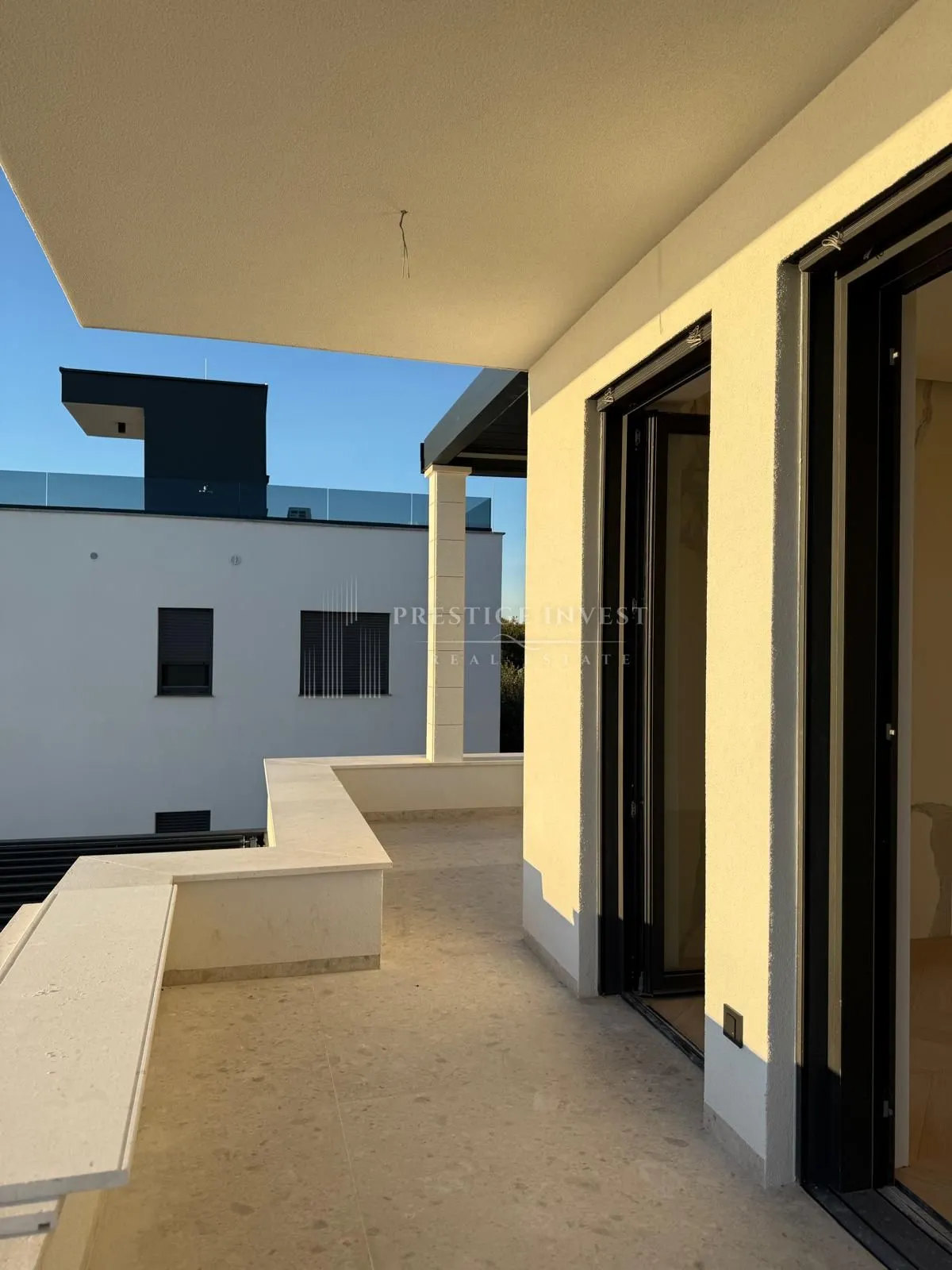 zadar- luksuzan penthouse s pogledom na more- blizina plaže - slika 38