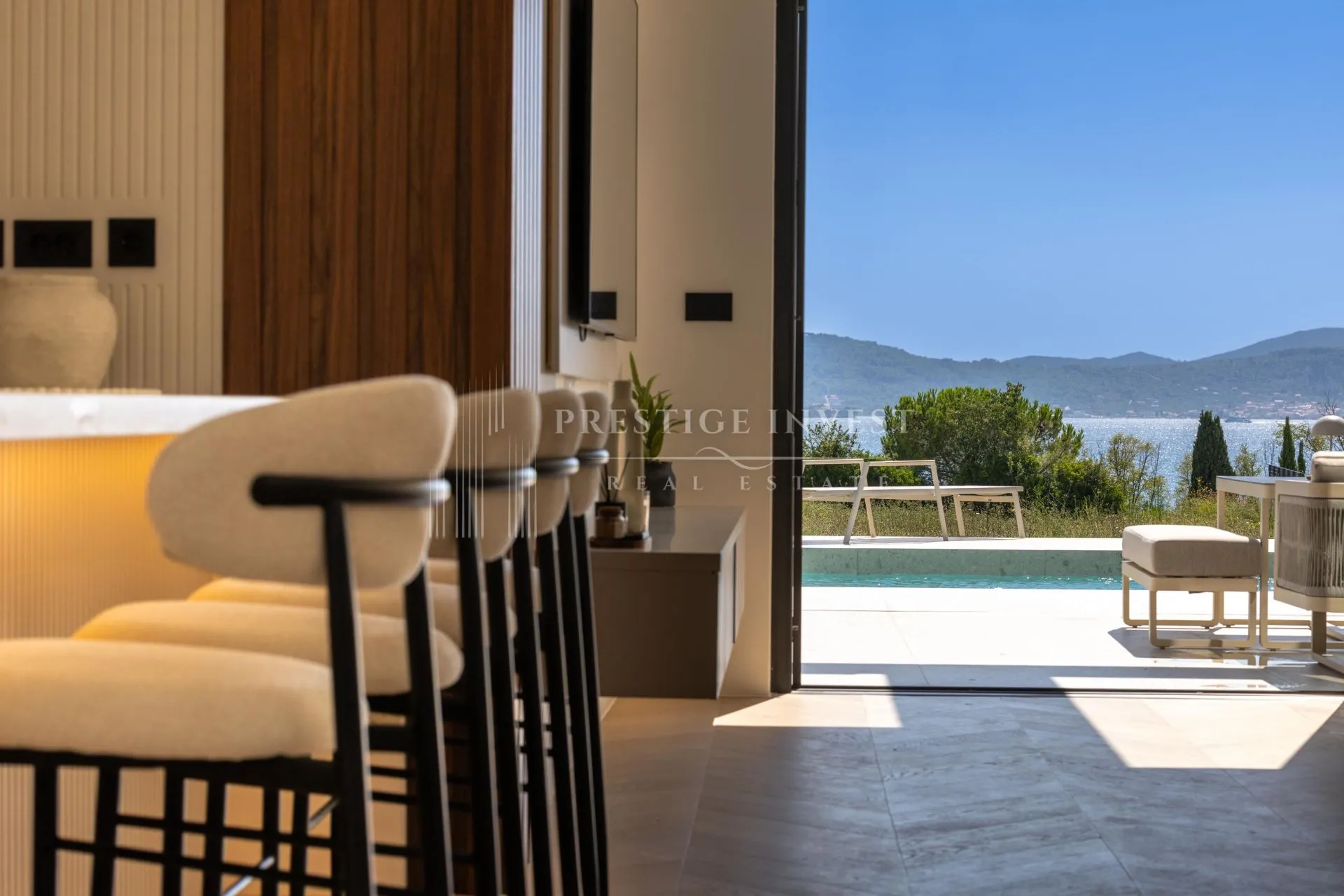 zadar- luksuzan penthouse s pogledom na more- blizina plaže - slika 17