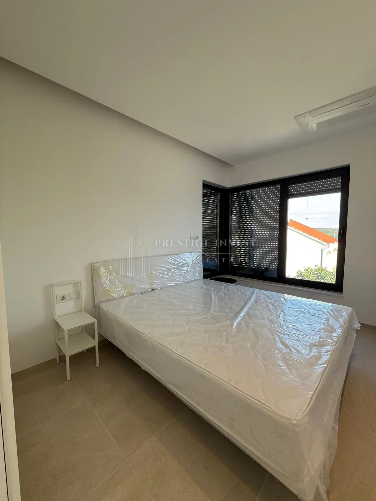 luksuzan penthouse s garažom- 1. red uz more - slika 36