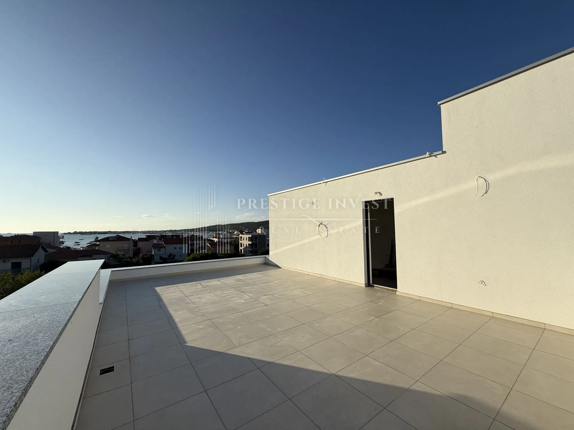sukošan- penthouse s privatnim liftom - 216m2 - slika 4