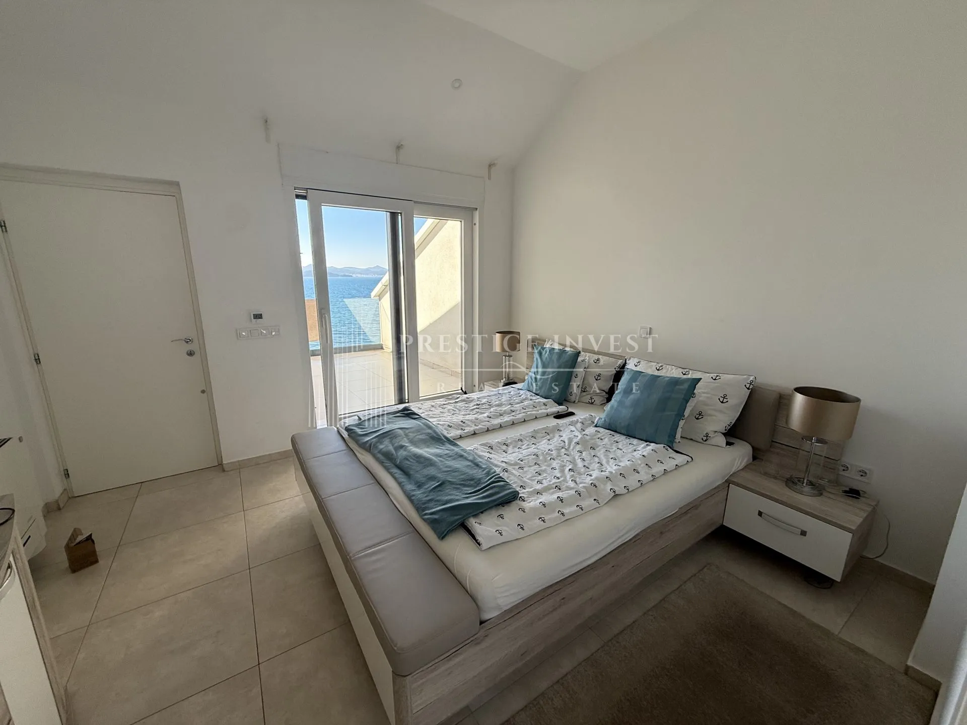 bibinje zadar- penthouse prvi red uz plažu - slika 15