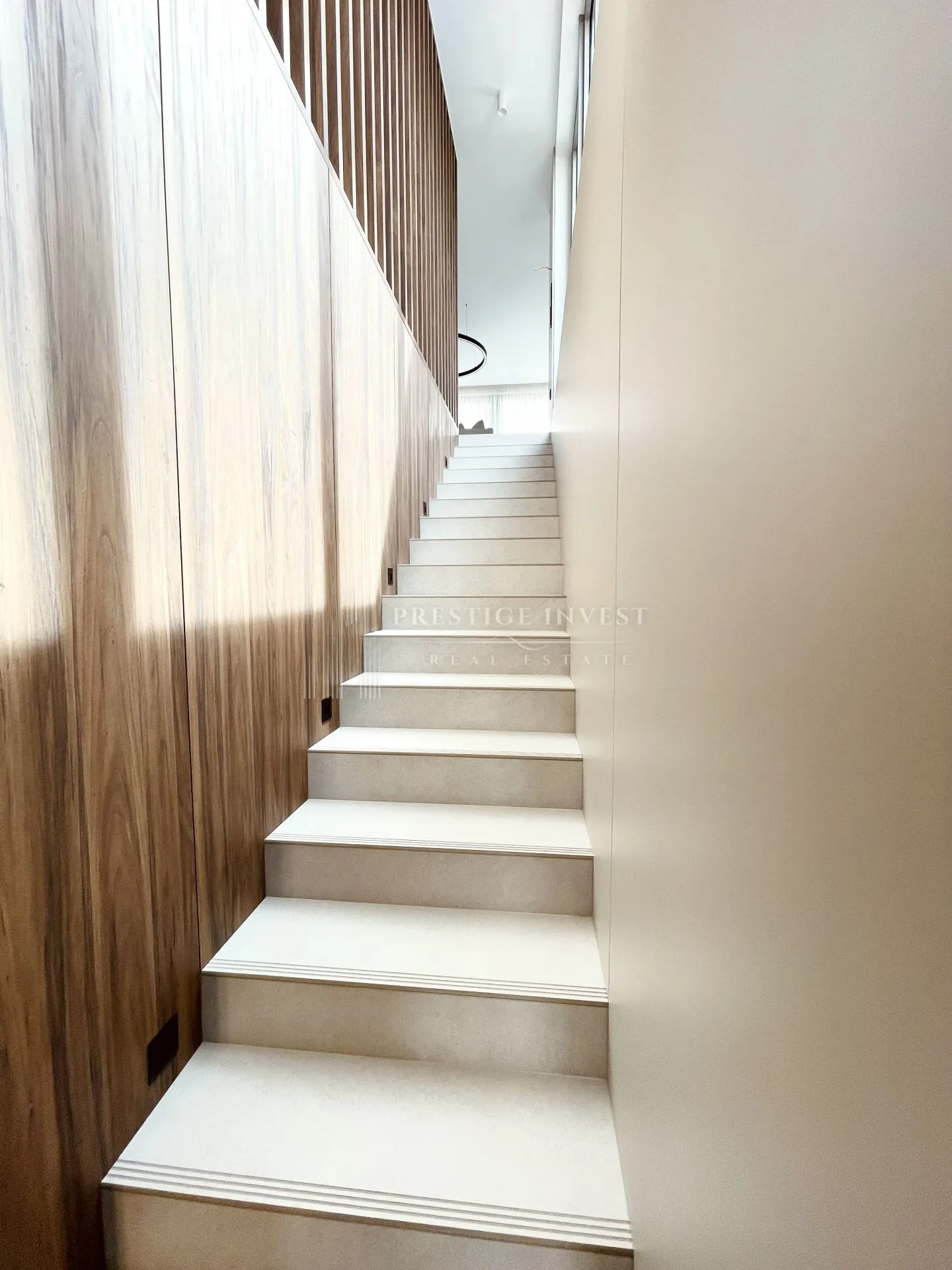 rogoznica- centar- luksuzan namješten penthouse - slika 90
