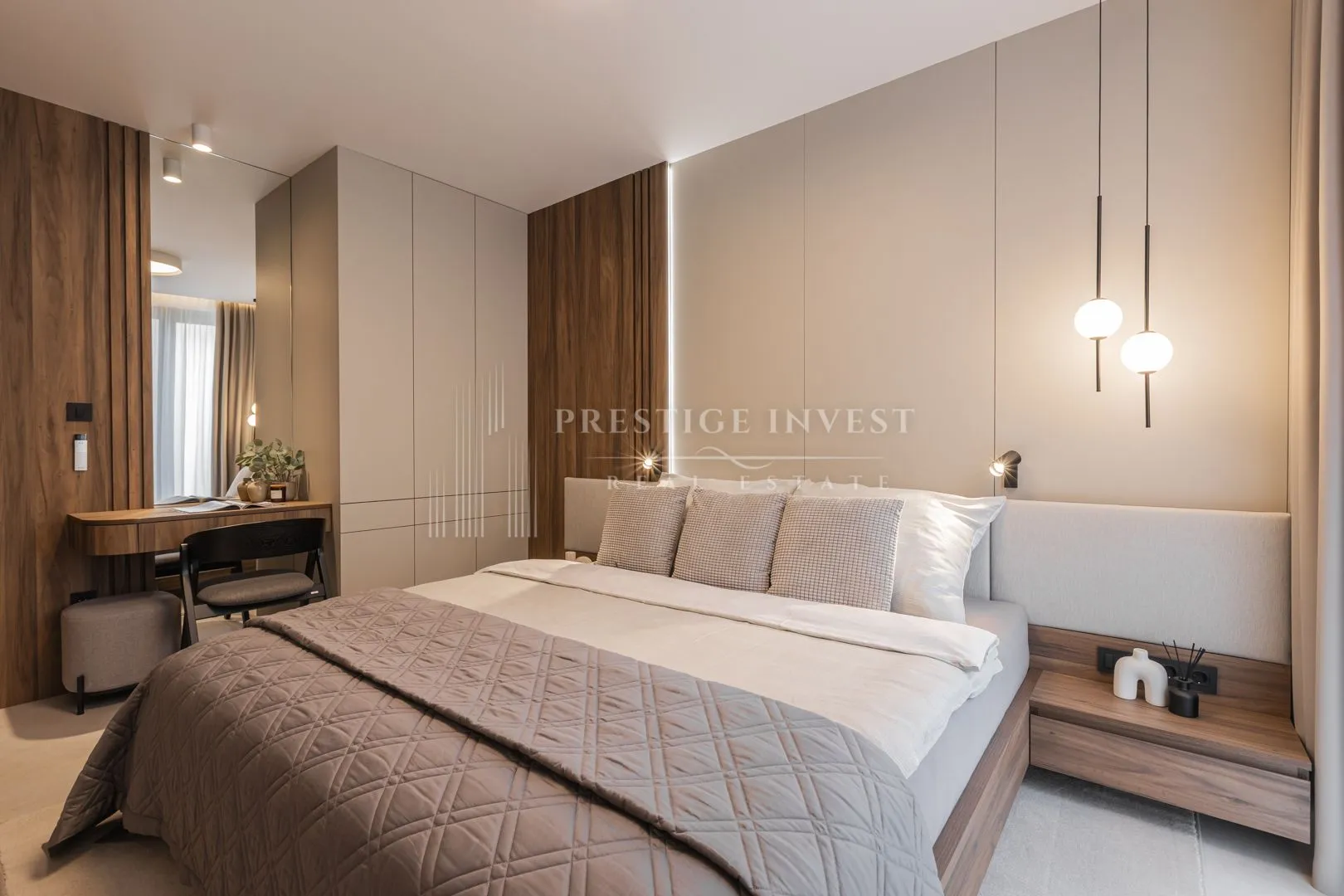 rogoznica- centar- luksuzan namješten penthouse - slika 65
