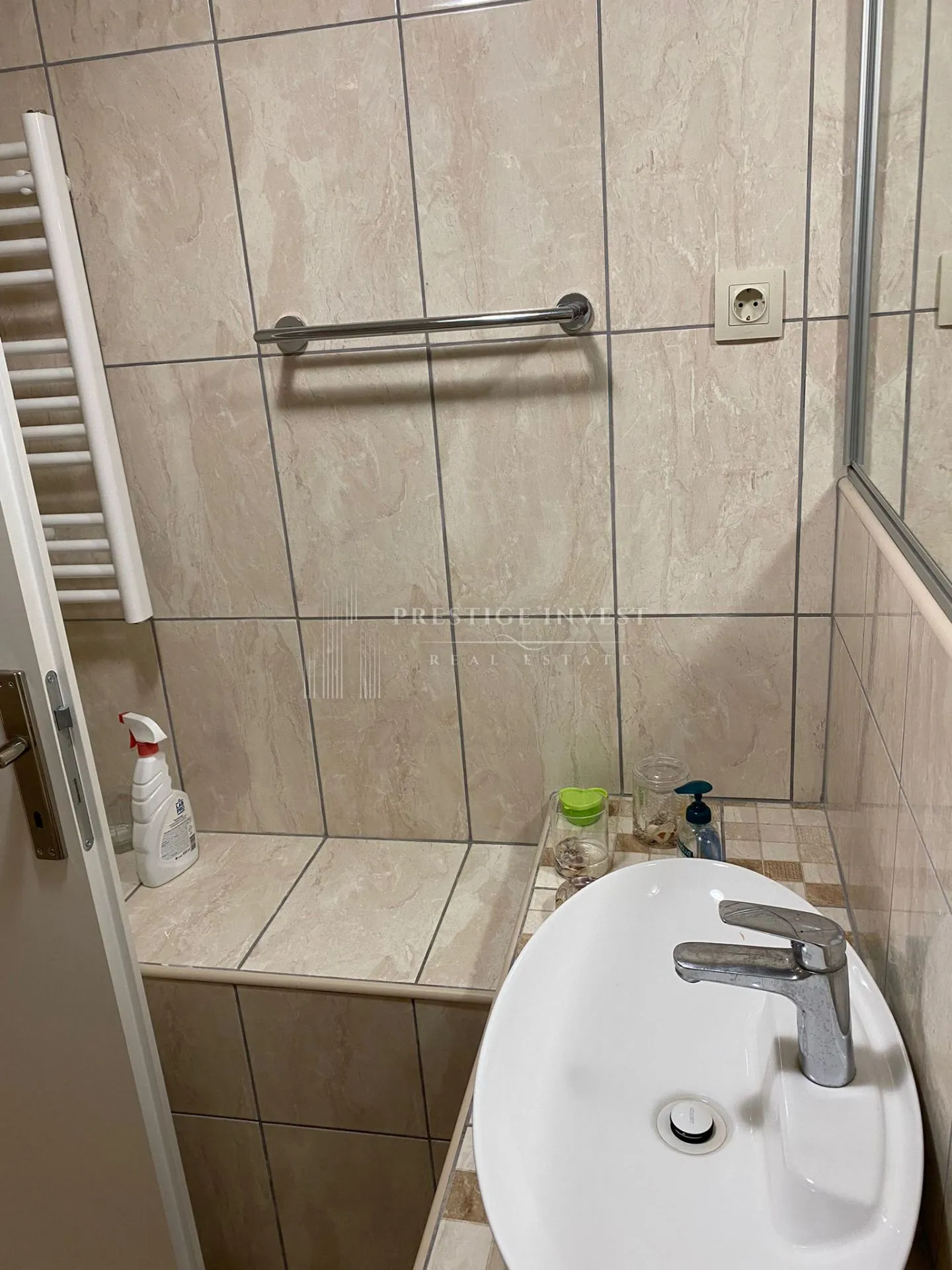 petrčane-dvoetažni stan sa vrtom - slika 12