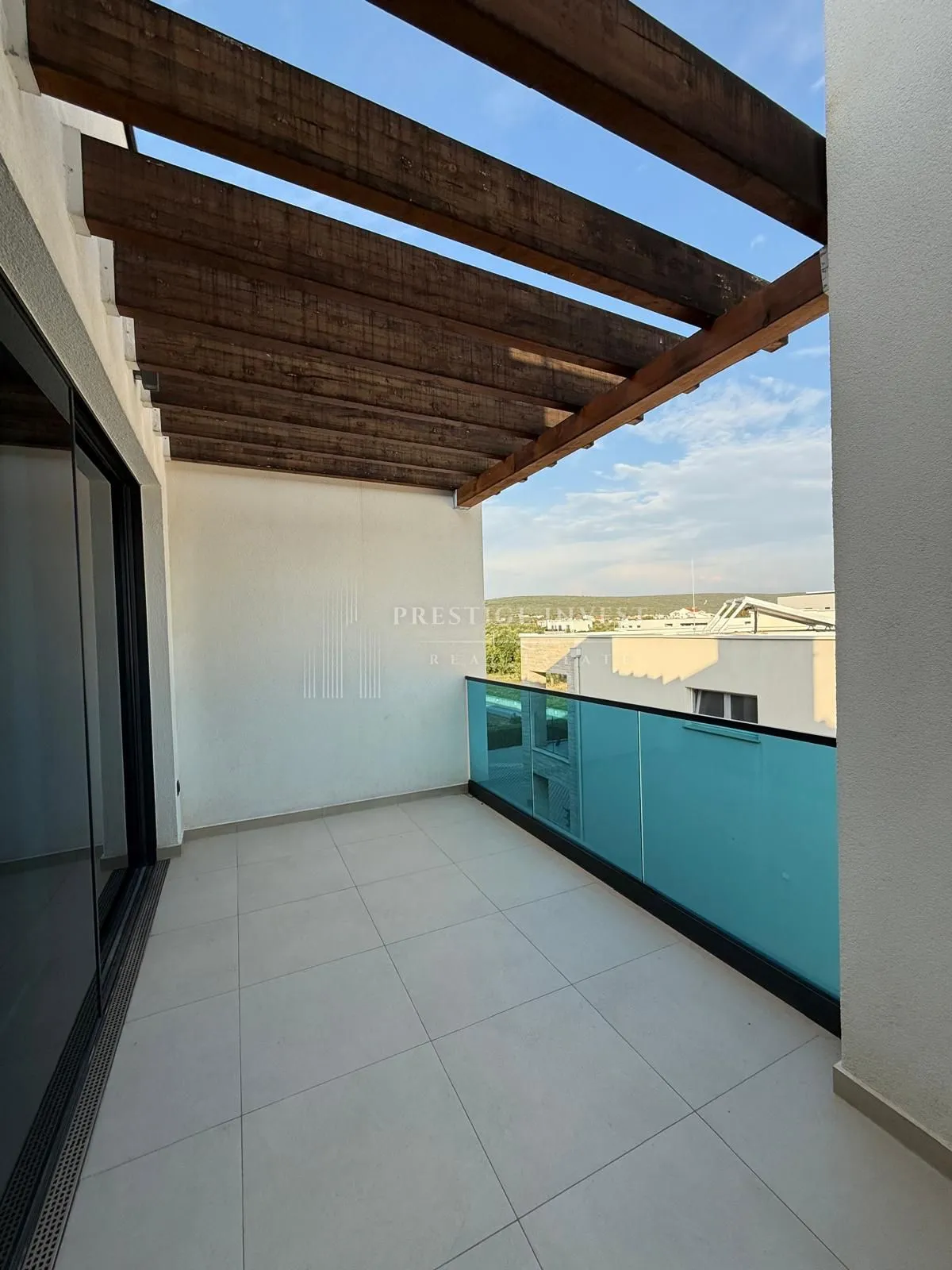 sukošan- luksuzan penthouse prvi red uz more - slika 41