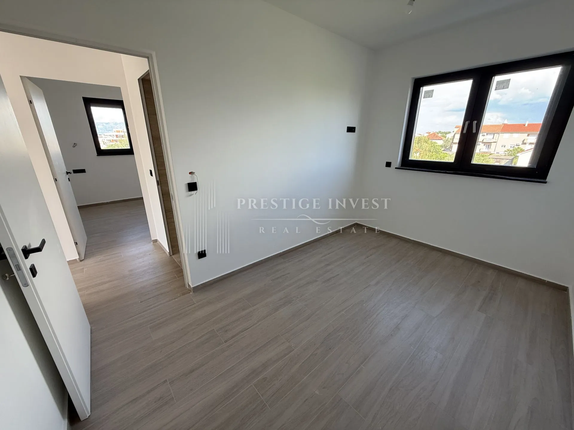 luksuzan penthouse pogled na more- s7 - drugi red uz more - slika 38