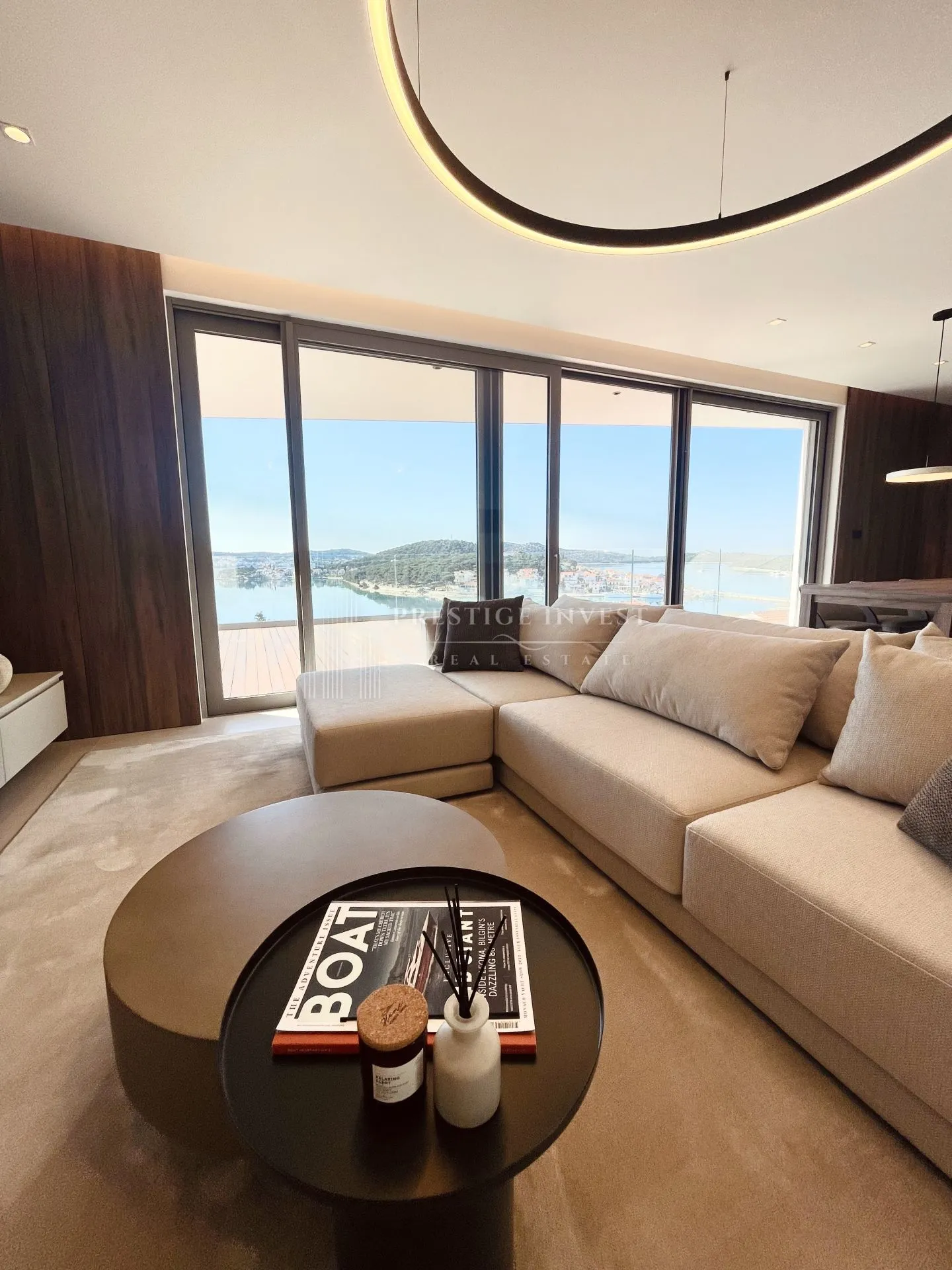 rogoznica- centar- luksuzan namješten penthouse - slika 31