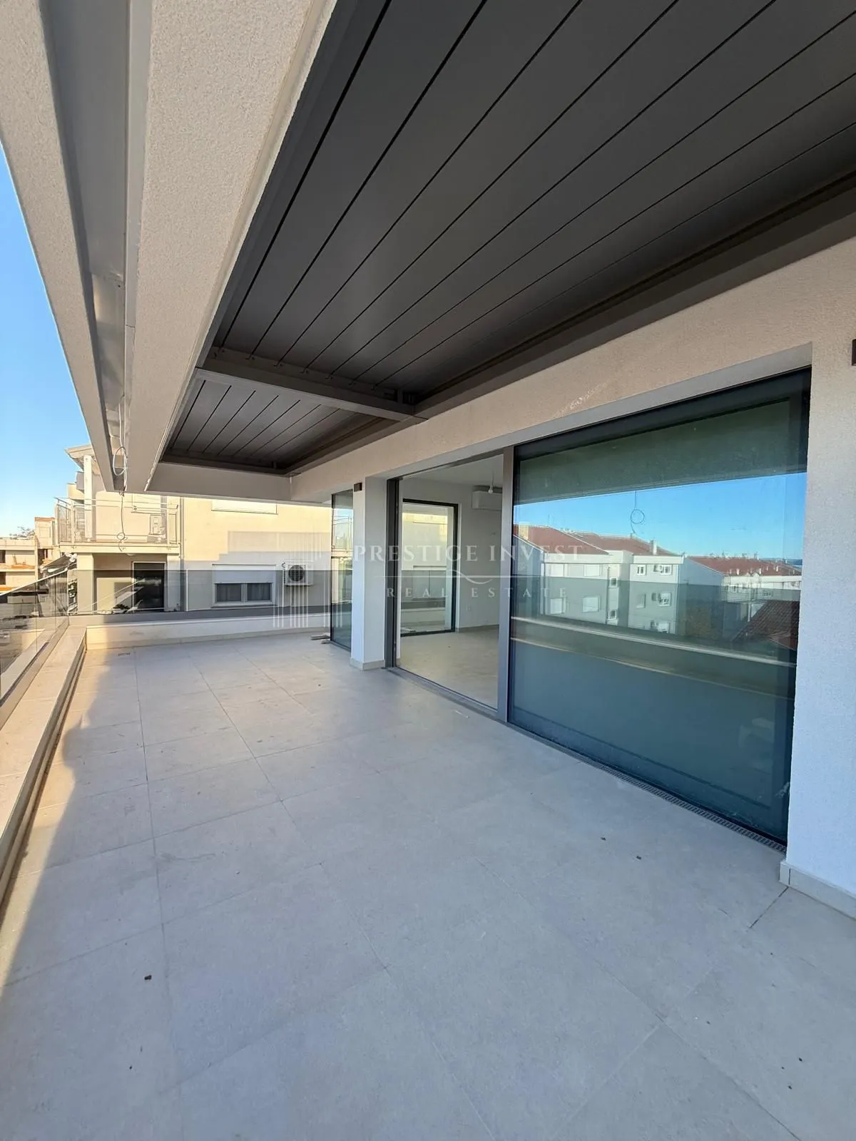 zadar, borik- trosoban stan s2 u prizemlju- garaža - slika 44