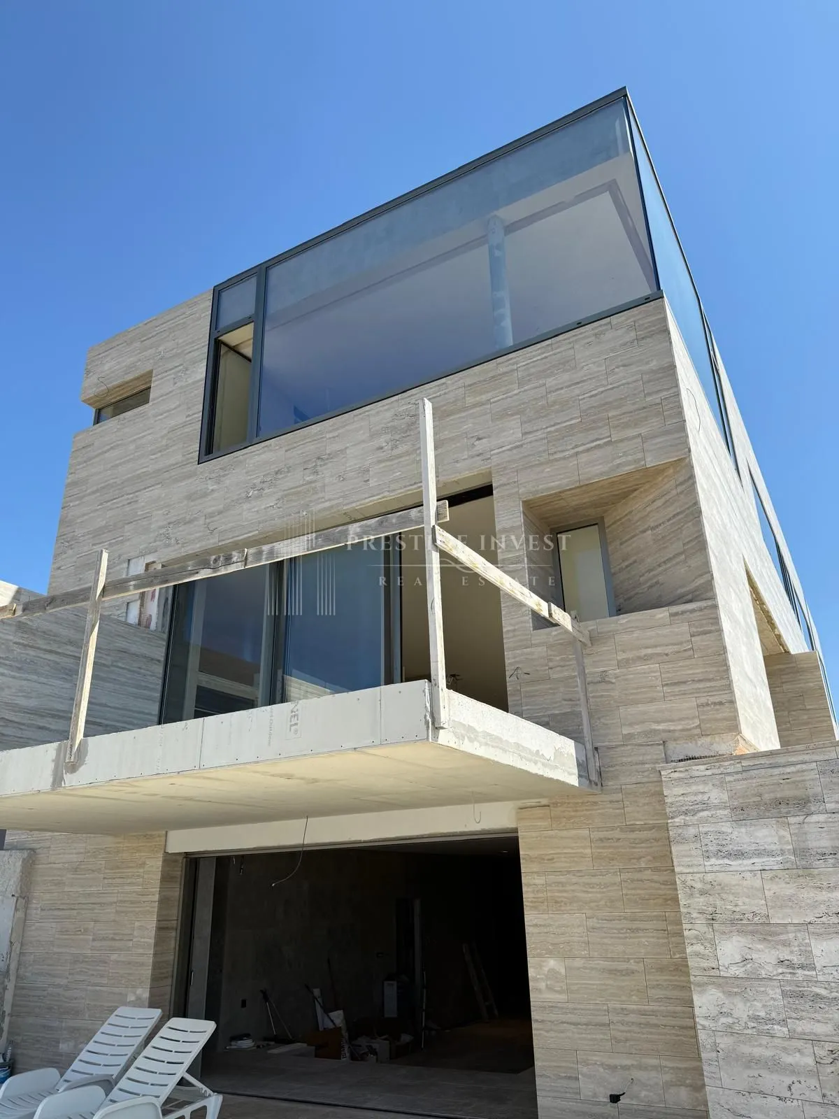 rogoznica - luxuzna vila- prvi red uz more - slika 23