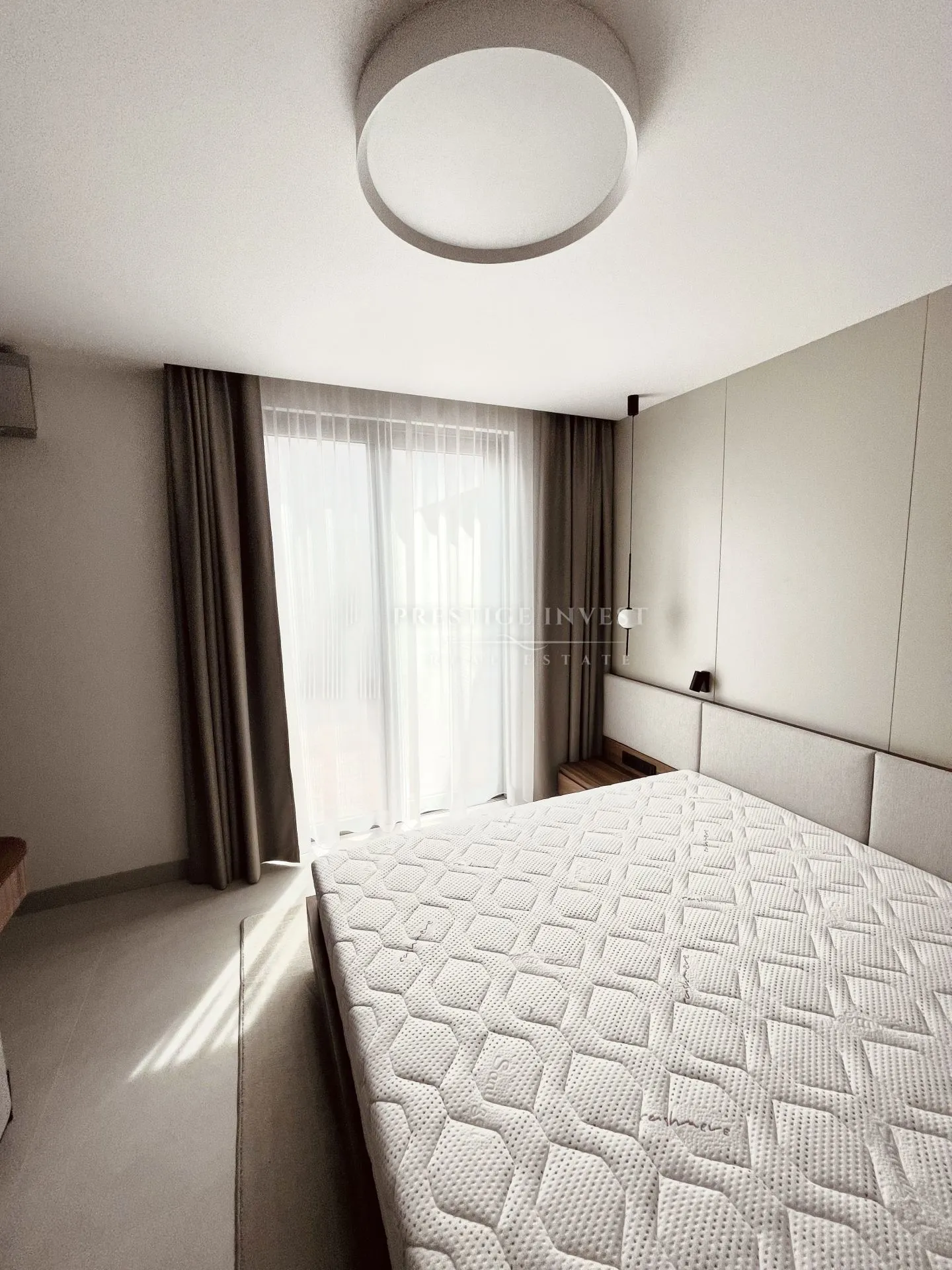 rogoznica- centar- luksuzan namješten penthouse - slika 77