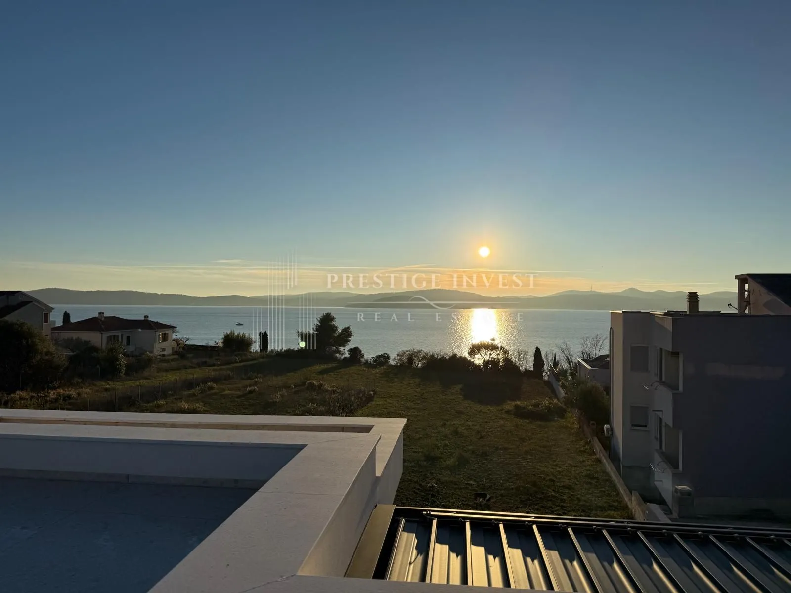 zadar- luksuzan penthouse s pogledom na more- blizina plaže - slika 56