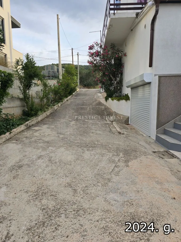 villa prvi red uz more, trogir, čiovo - slika 14