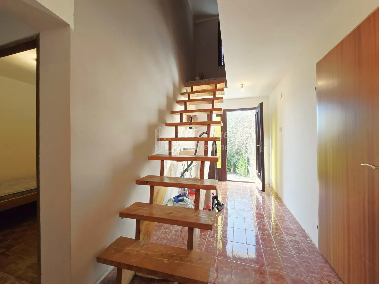 crna punta, kuća 20 metara od plaže, 164m2 - slika 10