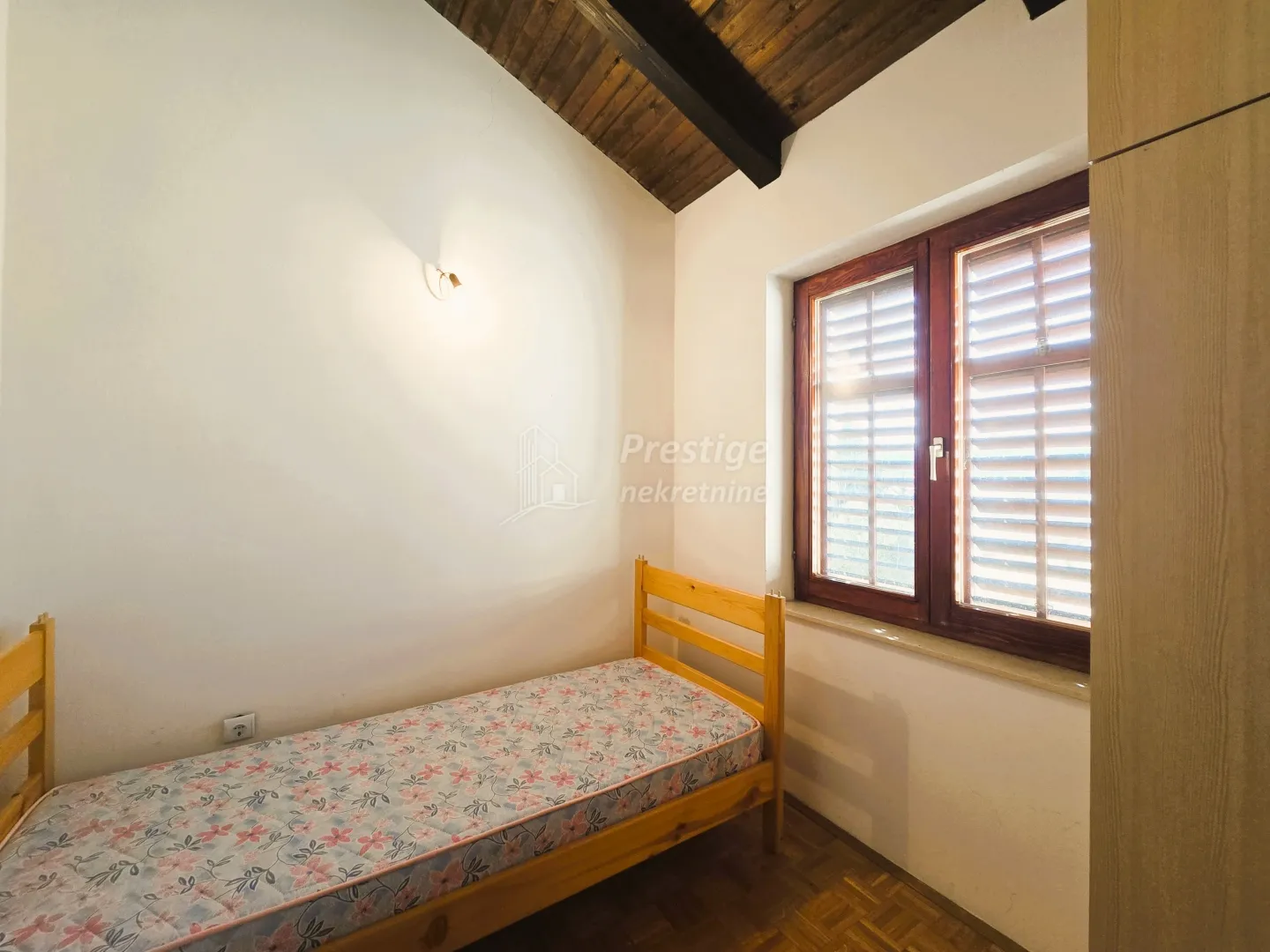 crna punta, kuća 20 metara od plaže, 164m2 - slika 19