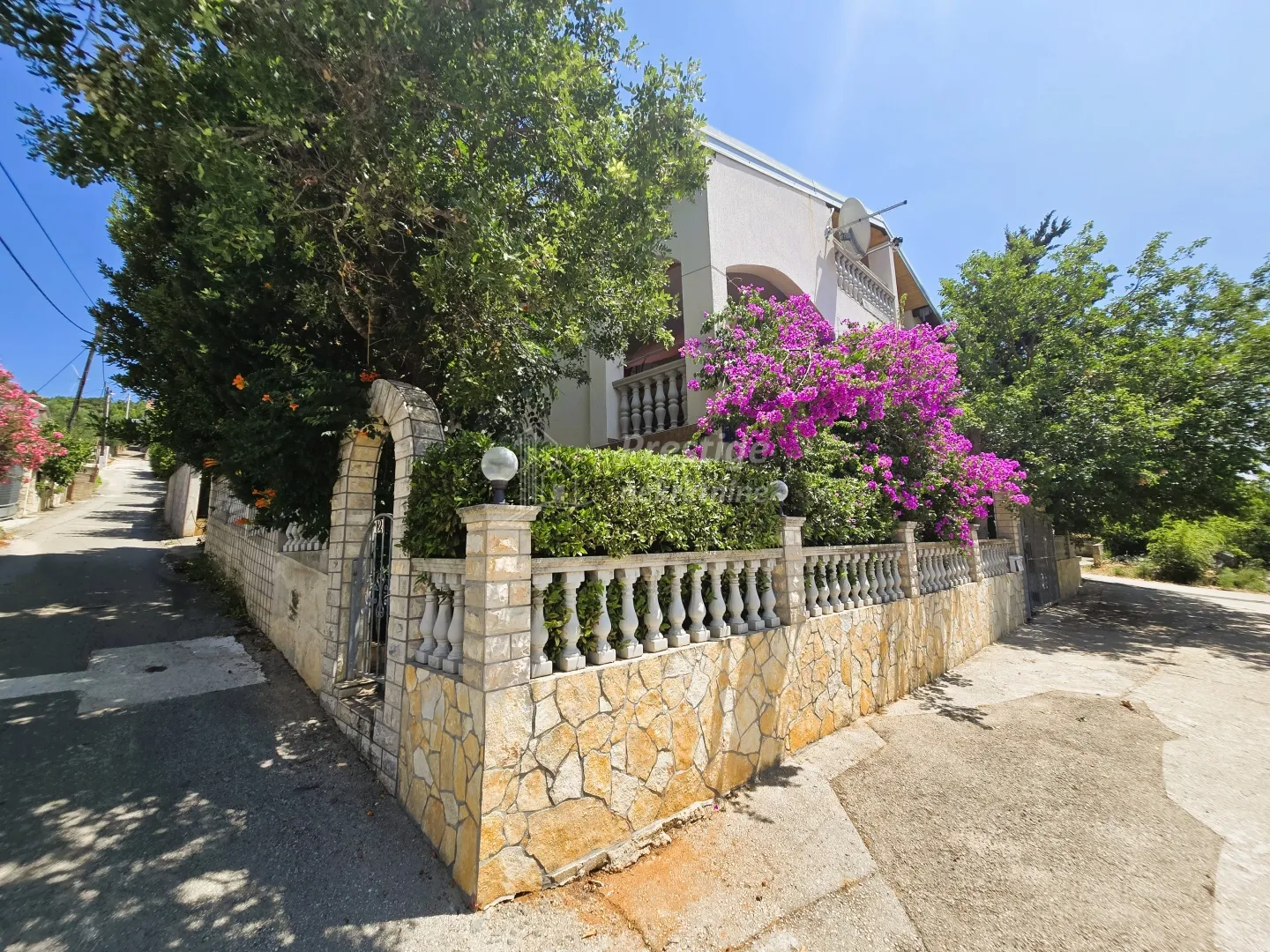 šušnjar, kruševo, prostrana kuća, 80m od mora - slika 29