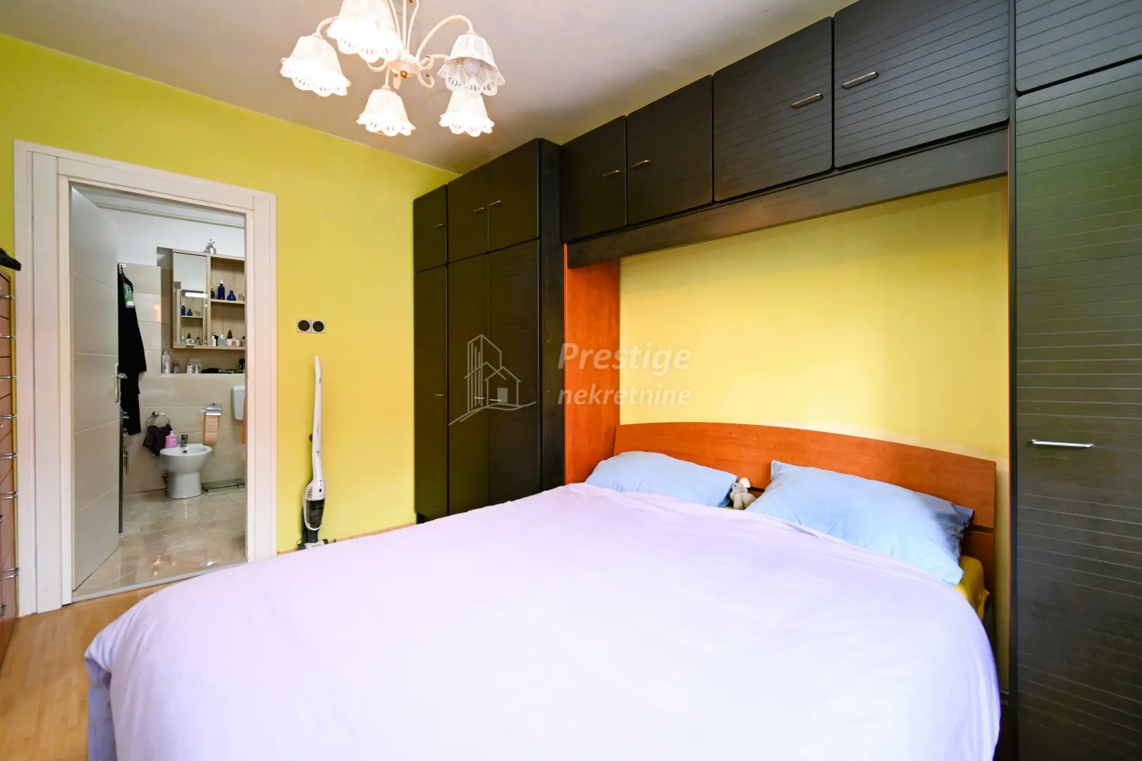 gornja dubrava, kuća 220m2 + garaža - slika 13