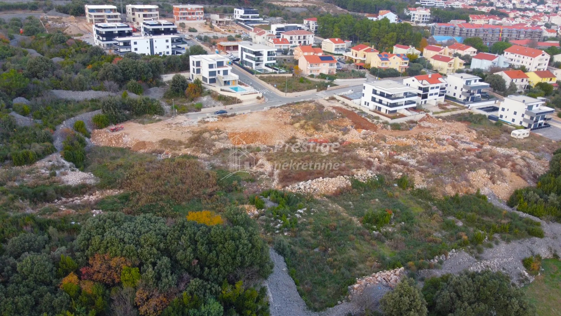 Grad Krk, atraktivno građevinsko zemljište, 860 m2