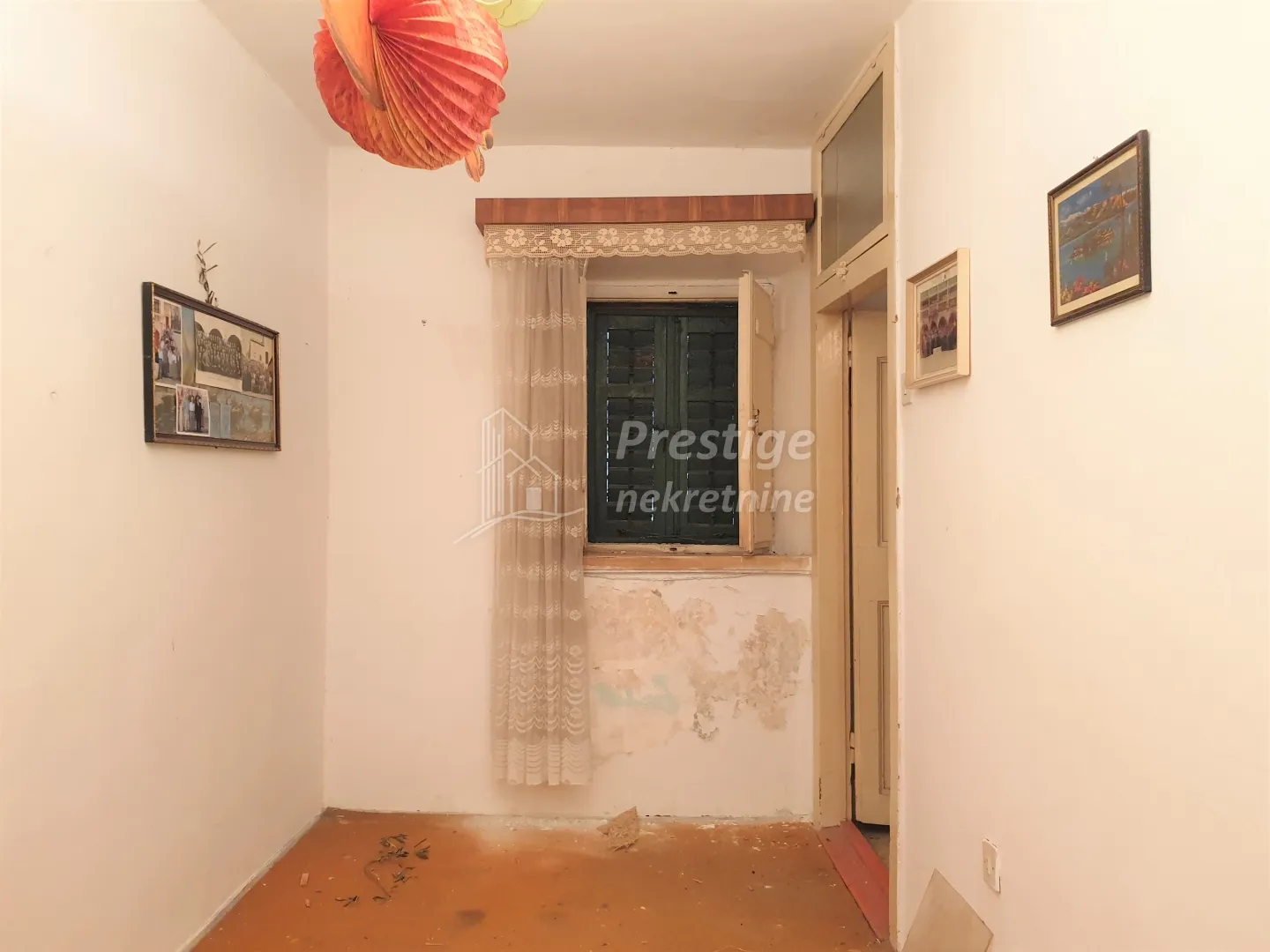 prilika! kuća na samoj rivi u šibeniku! - slika 29