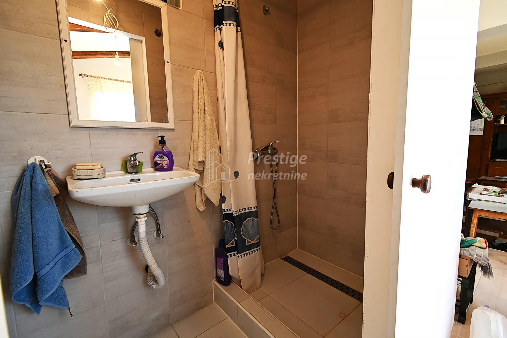 gaj, vrbovec, poljoprivredno zemljište 3.168 m² s kućom - slika 13