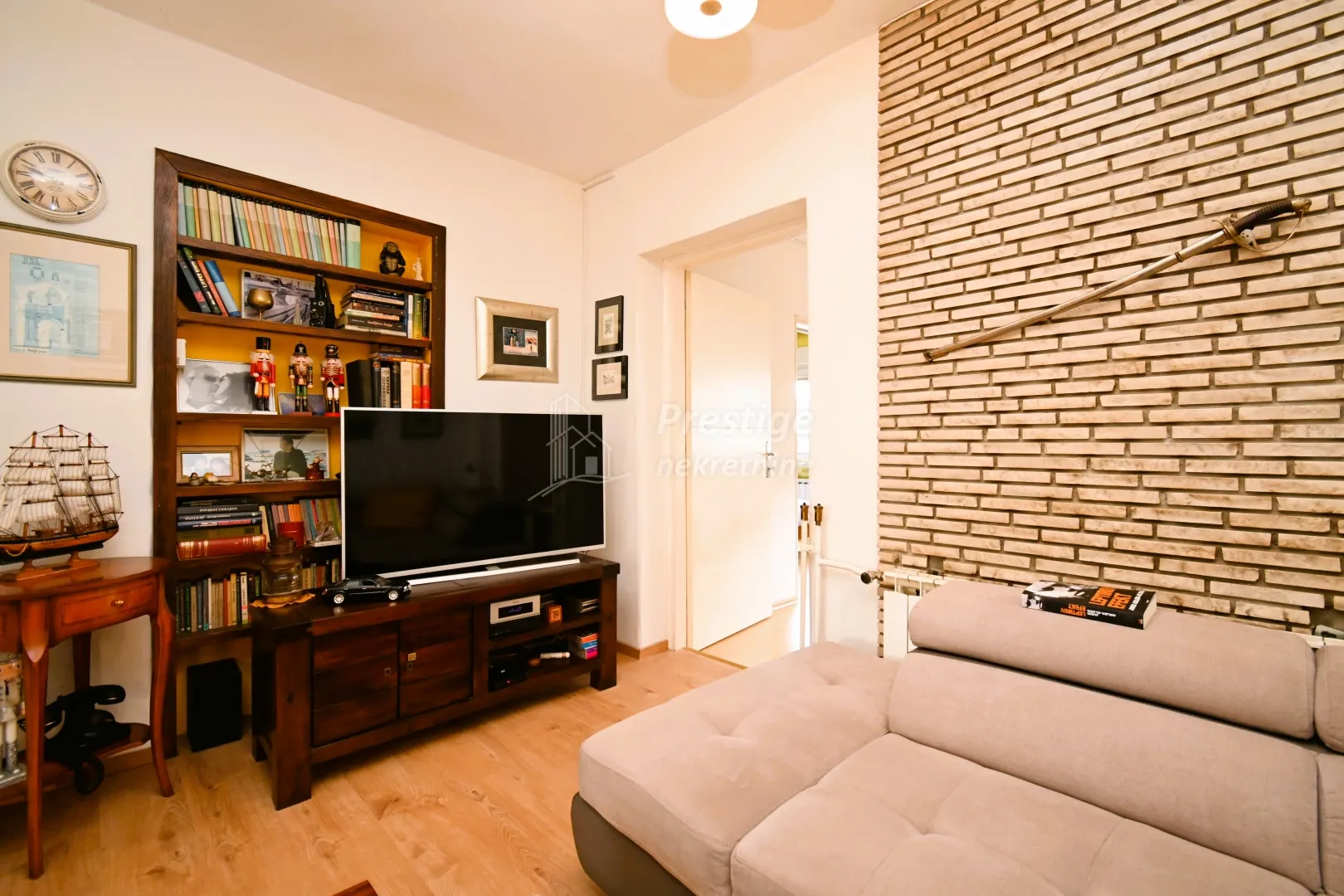 gornja dubrava, kuća 220m2 + garaža - slika 6