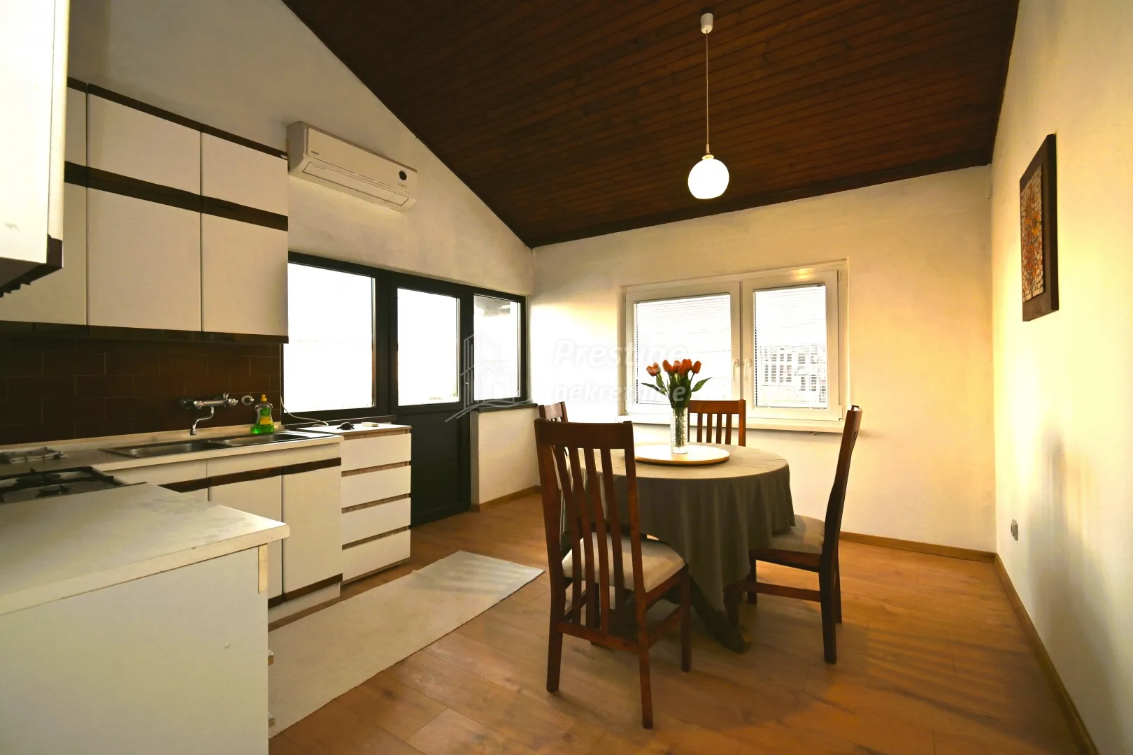gornja dubrava, kuća 220m2 + garaža - slika 36