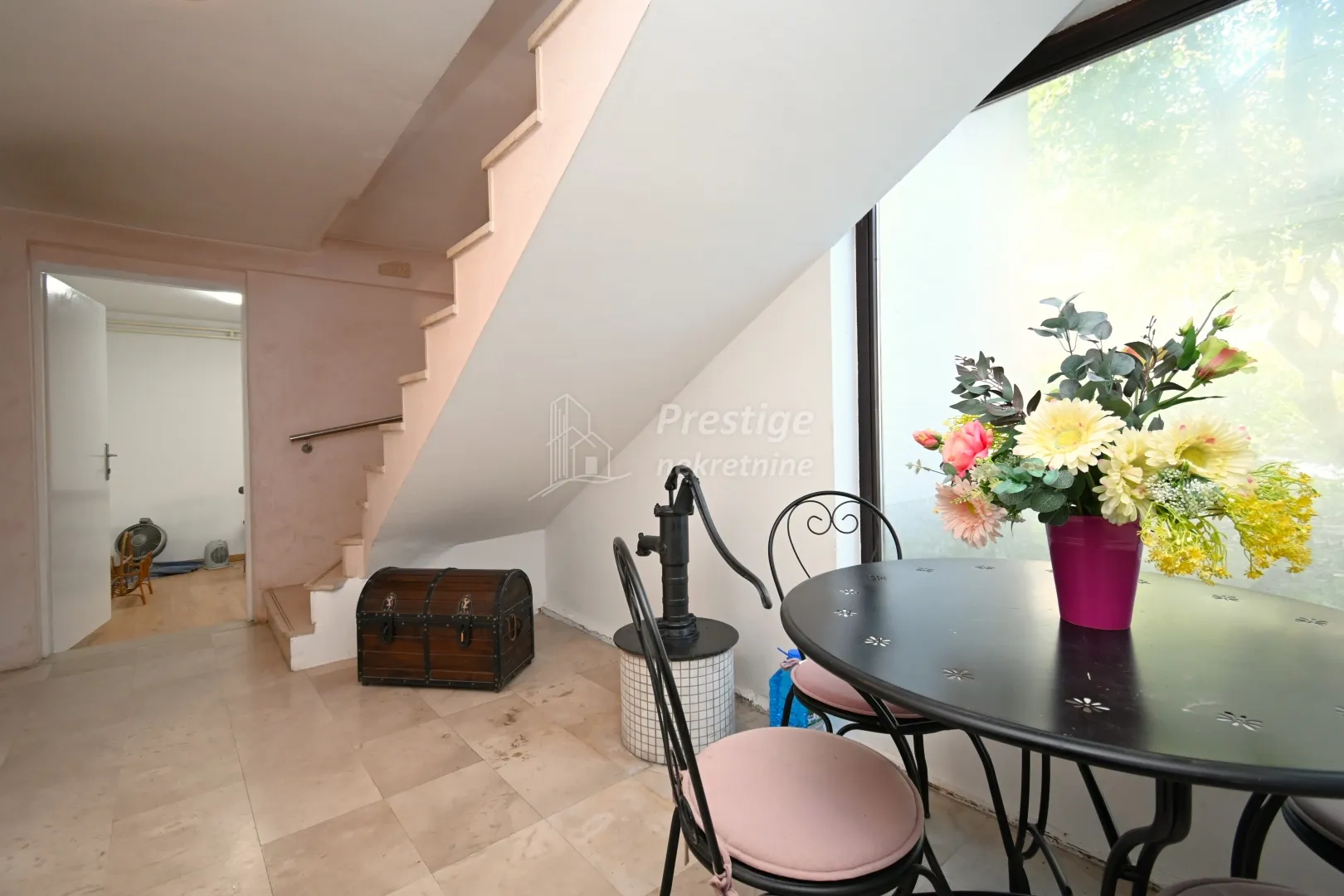 gornja dubrava, kuća 220m2 + garaža - slika 21