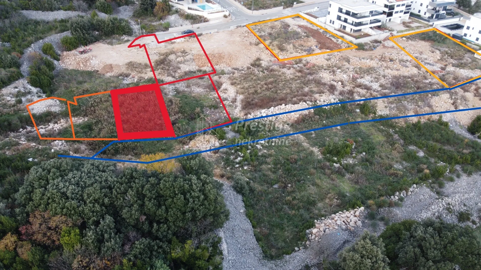grad krk, atraktivno građevinsko zemljište, 860 m2 - slika 2