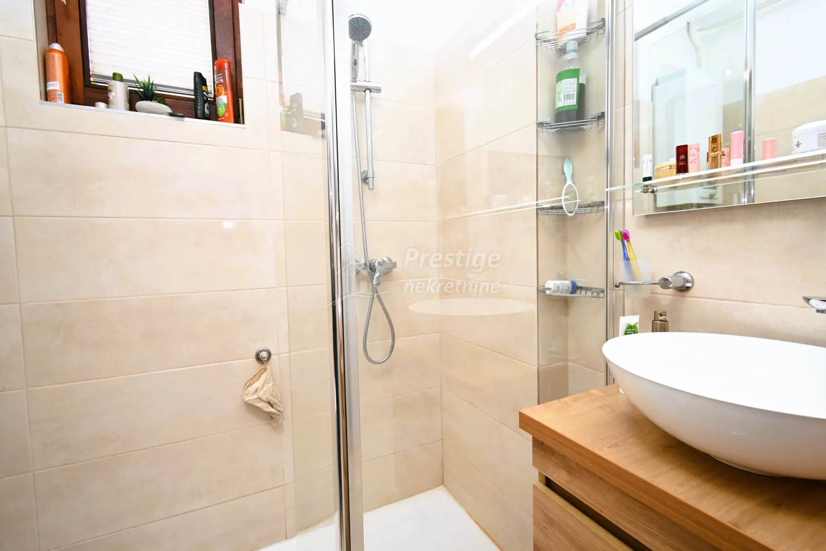 gornja dubrava, kuća 220m2 + garaža - slika 48