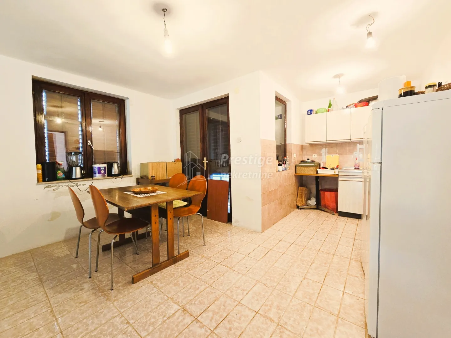 crna punta, kuća 20 metara od plaže, 164m2 - slika 15