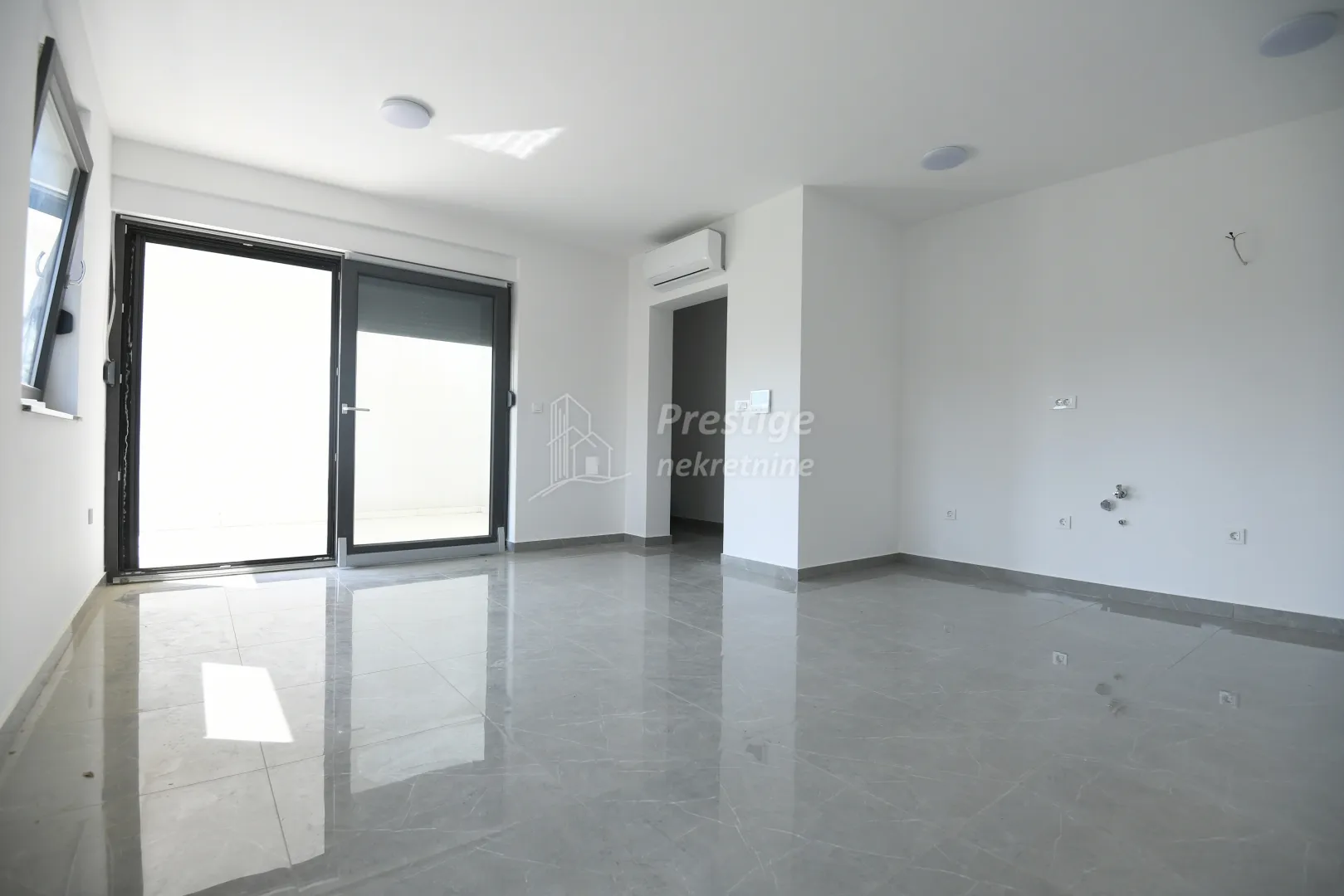 zaton, prekrasan apartman u novogradnji - slika 6